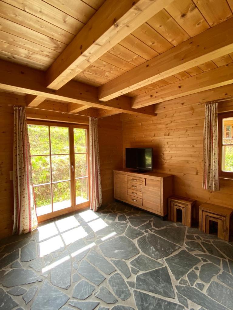 Turrach Chalet Haus Dachs