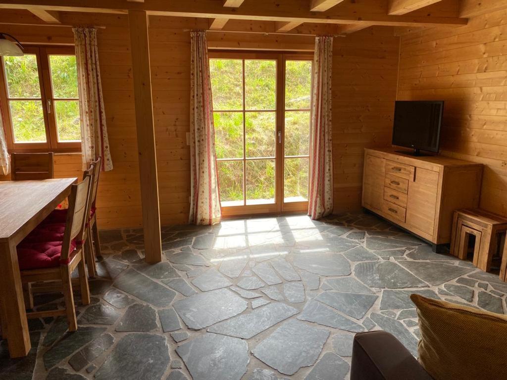 Turrach Chalet Haus Dachs