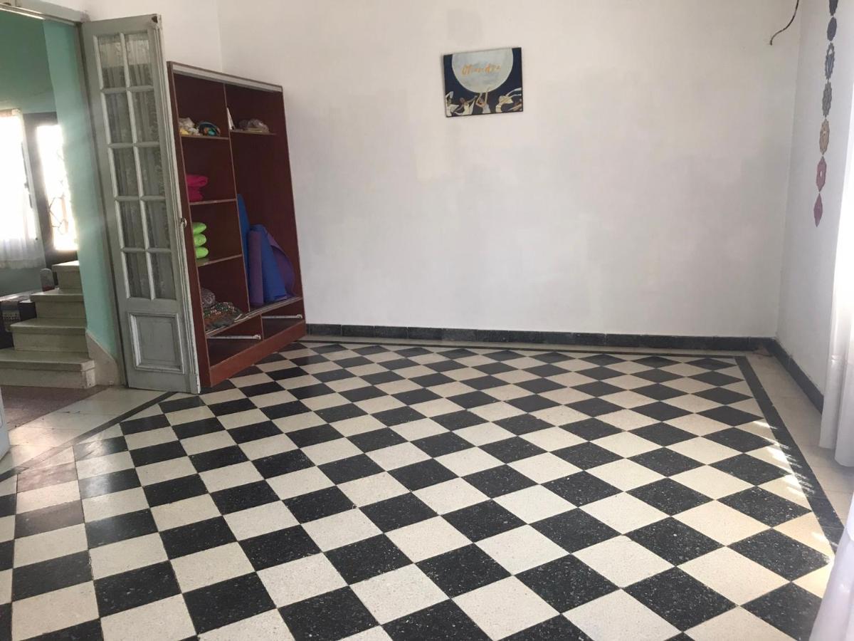 Chandra Alojamiento en casa de familia