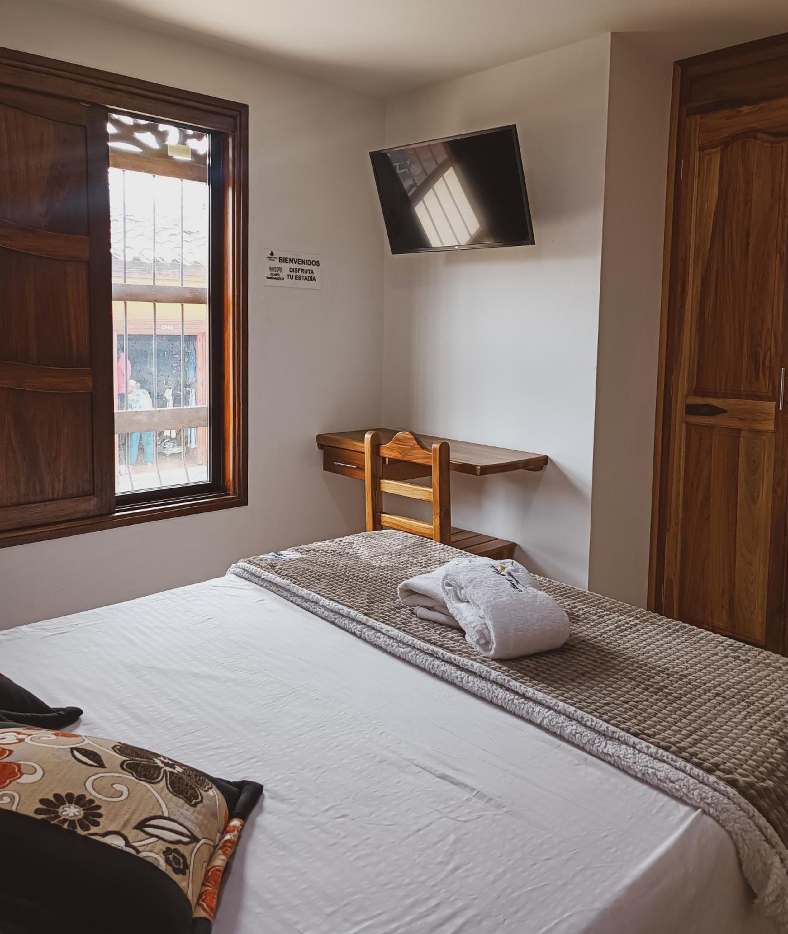 Famy Hostal Nardo's