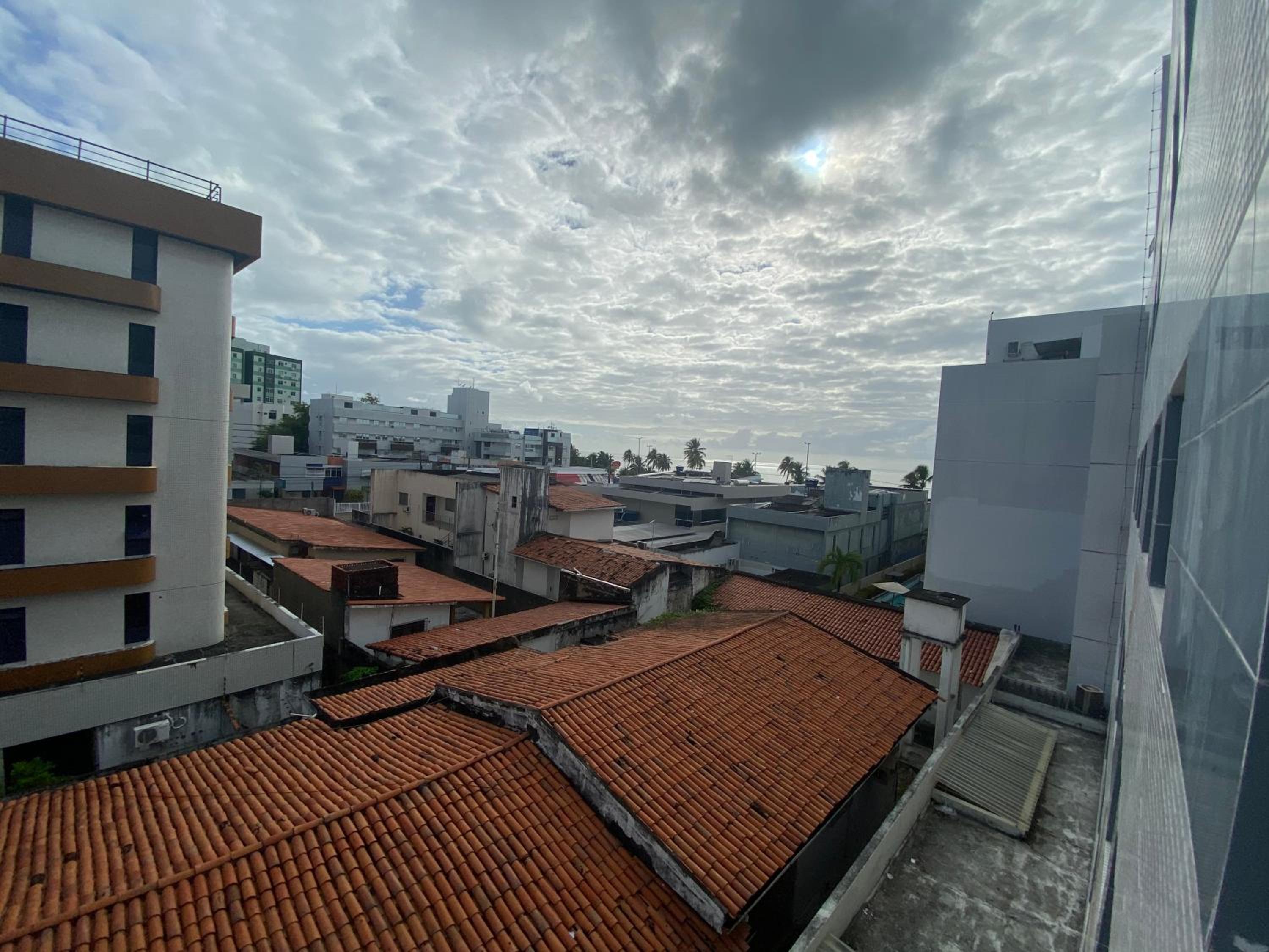 Flat encantador Tambaú Pé na areia view 2