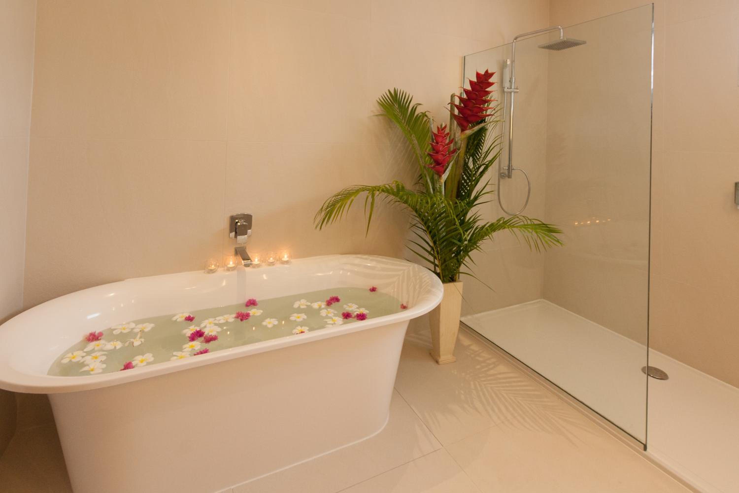 Crystal Blue Lagoon Villas