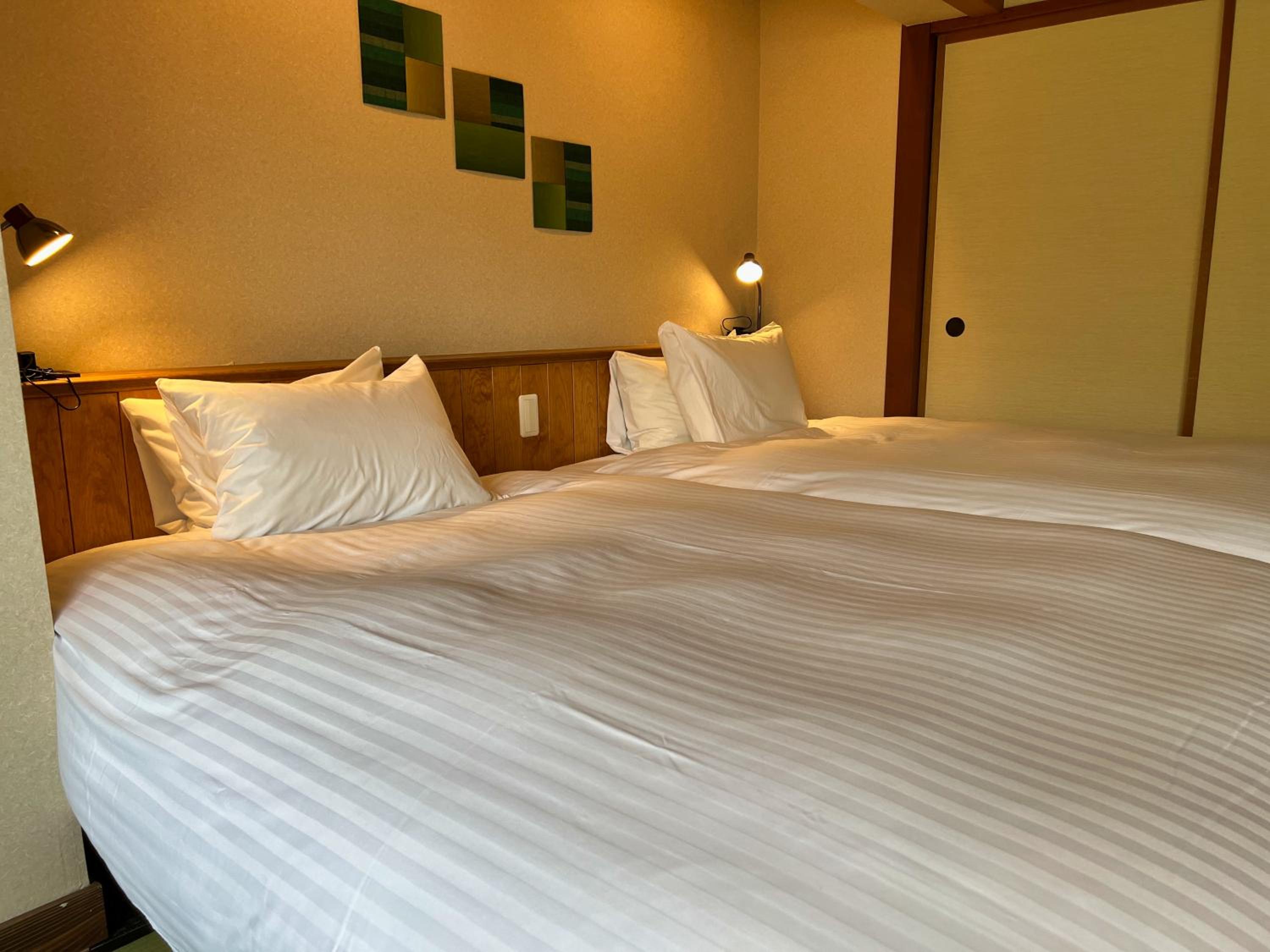 Yuze Hotel