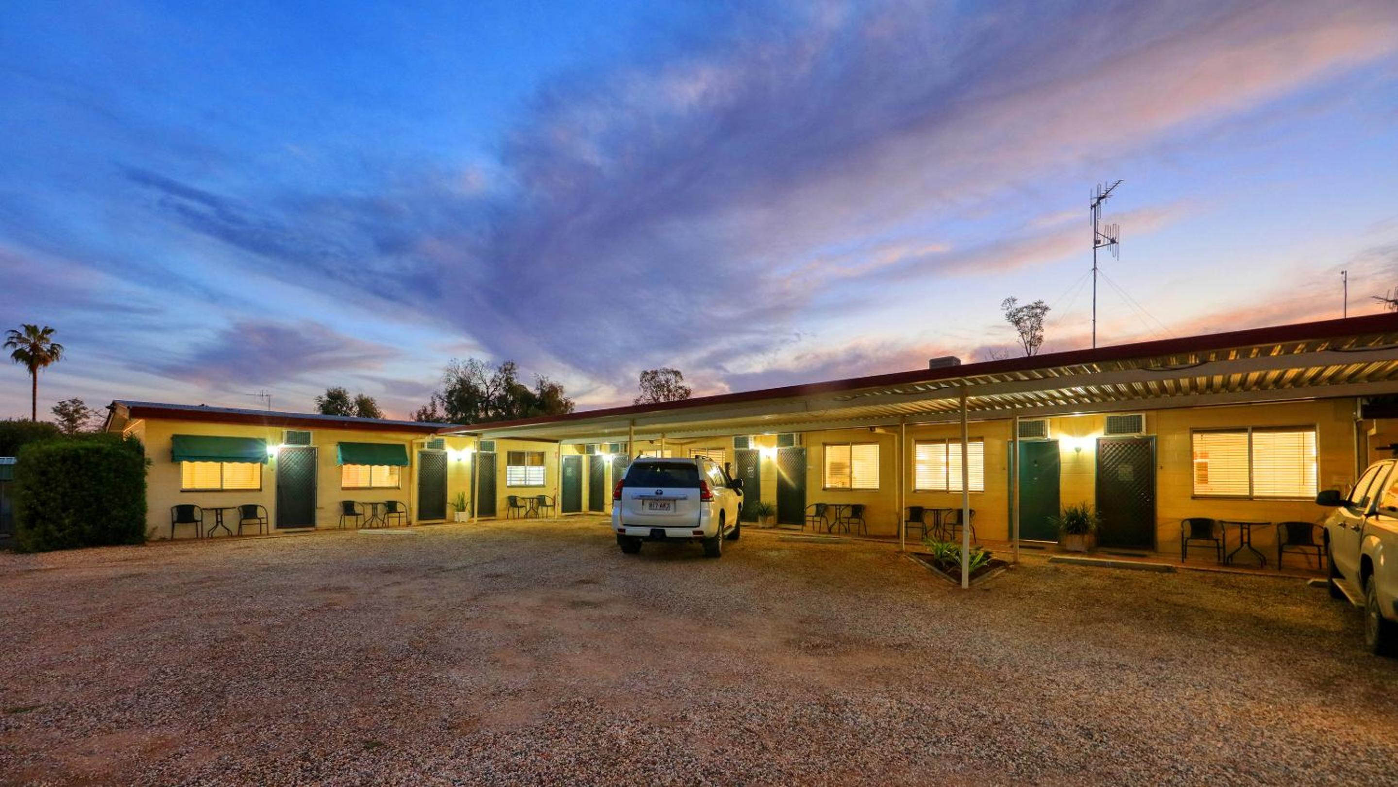 Castlereagh Lodge Motel view 2