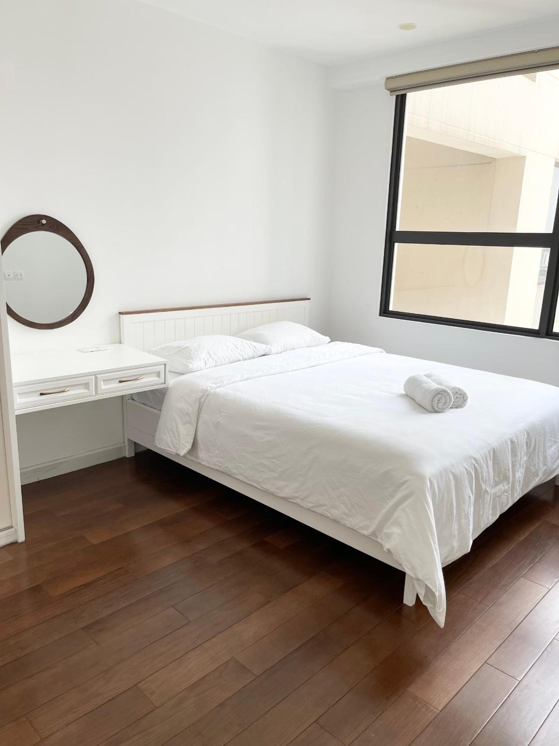 Summer House - Vinhomes Dcapital Tran Duy Hung Luxury Apartment, ハノイ - 16
