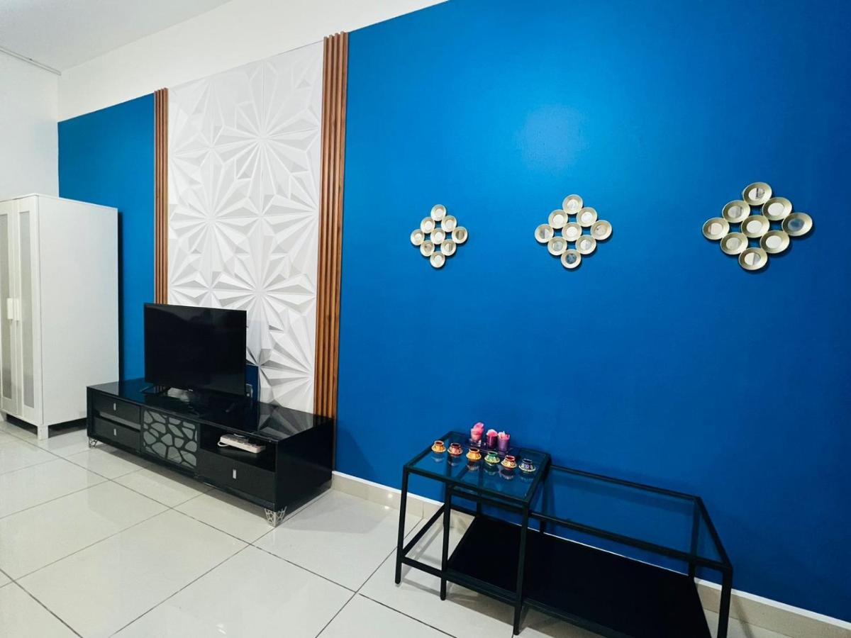 Entire private self catered sea view Apartments marina