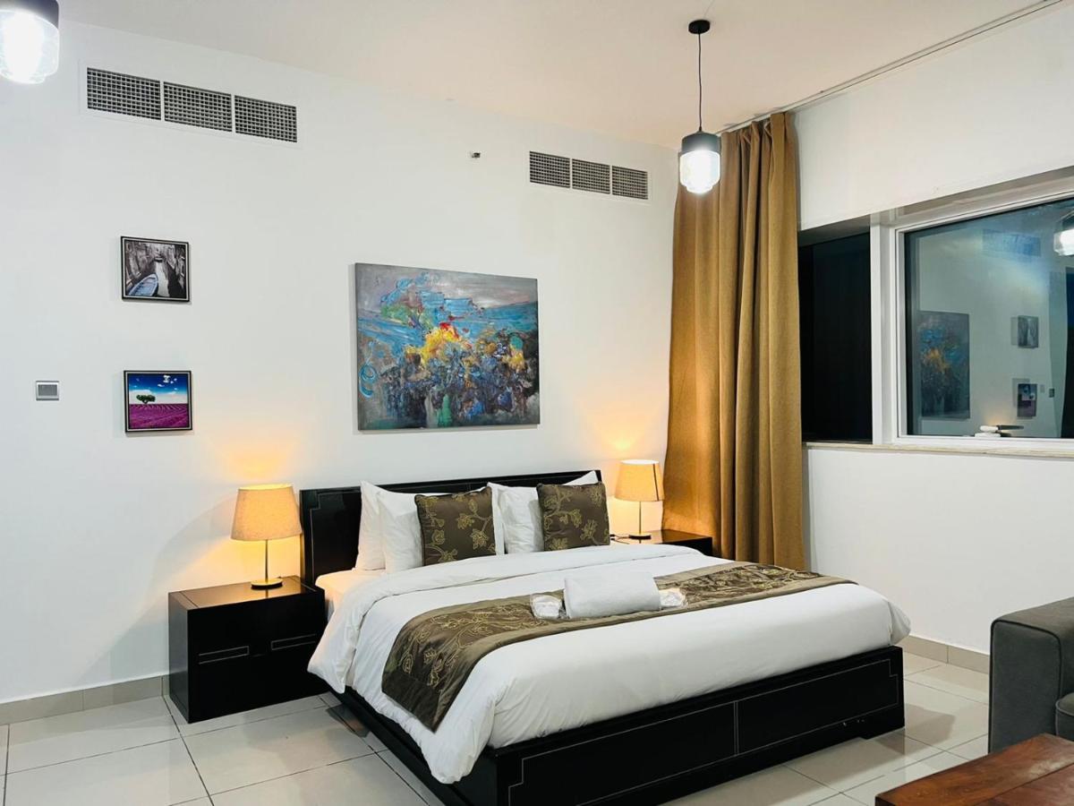Entire private self catered sea view Apartments marina