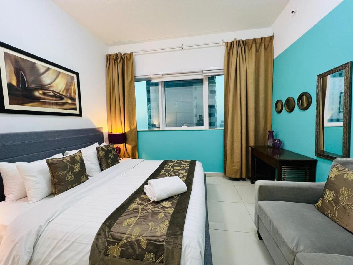 Entire private self catered sea view Apartments marina