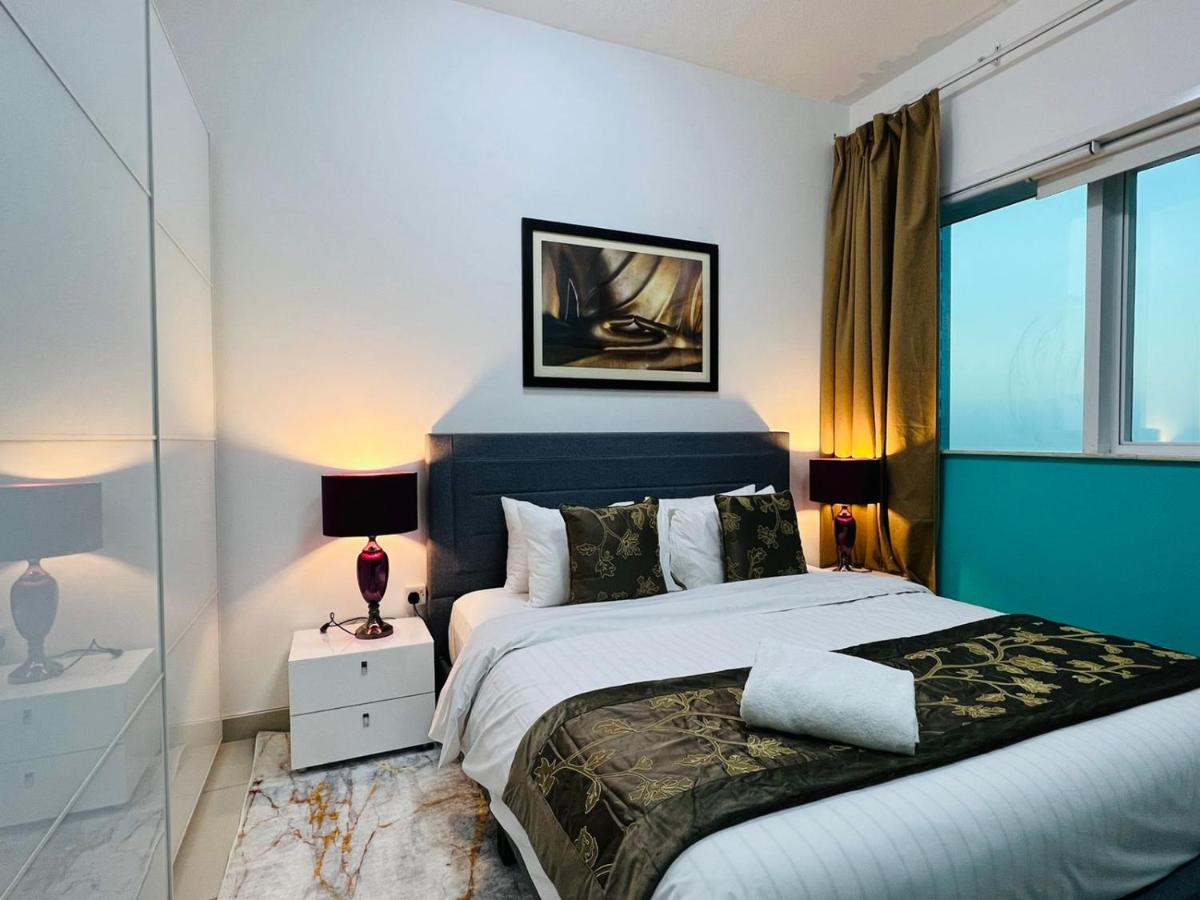 Entire private self catered sea view Apartments marina
