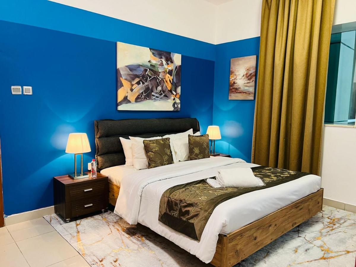 Entire private self catered sea view Apartments marina