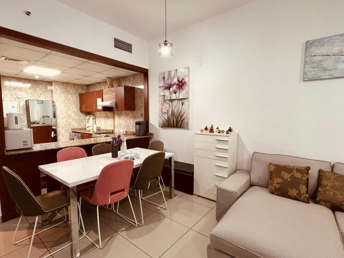 Entire private self catered sea view Apartments marina