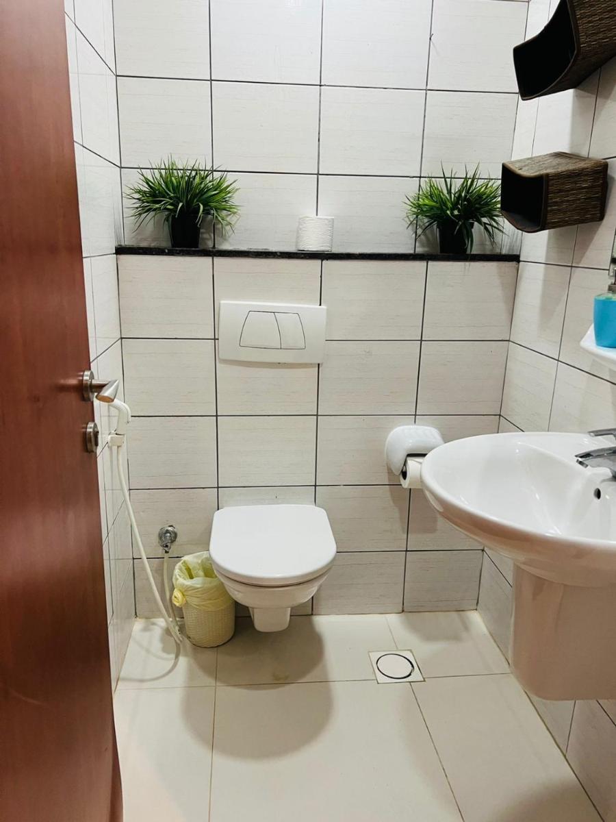 Entire private self catered sea view Apartments marina