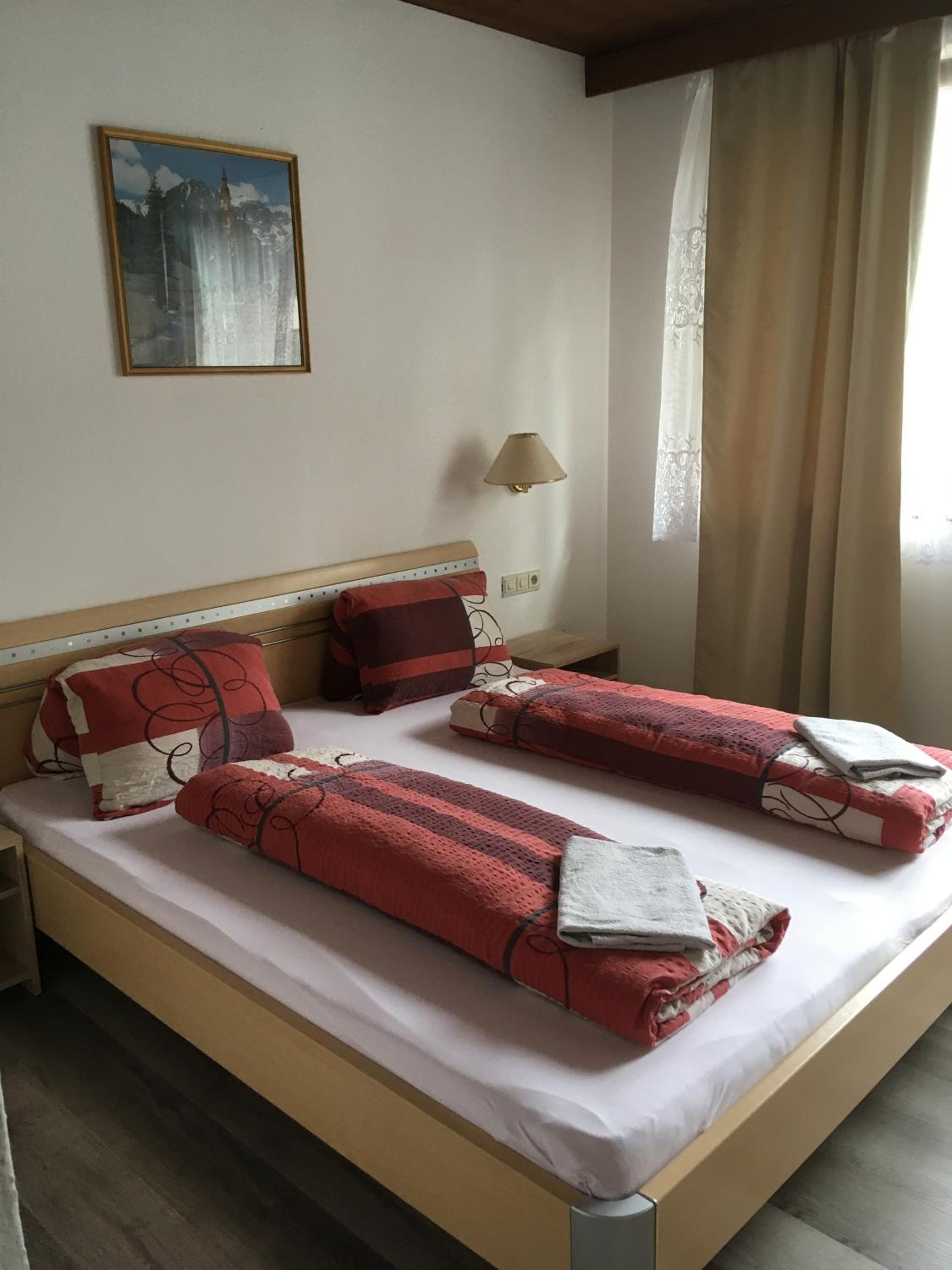 Pension Steiner, 6143 Matrei am Brenner!!Check-in between 15 - 21 o'clock!! No breakfast