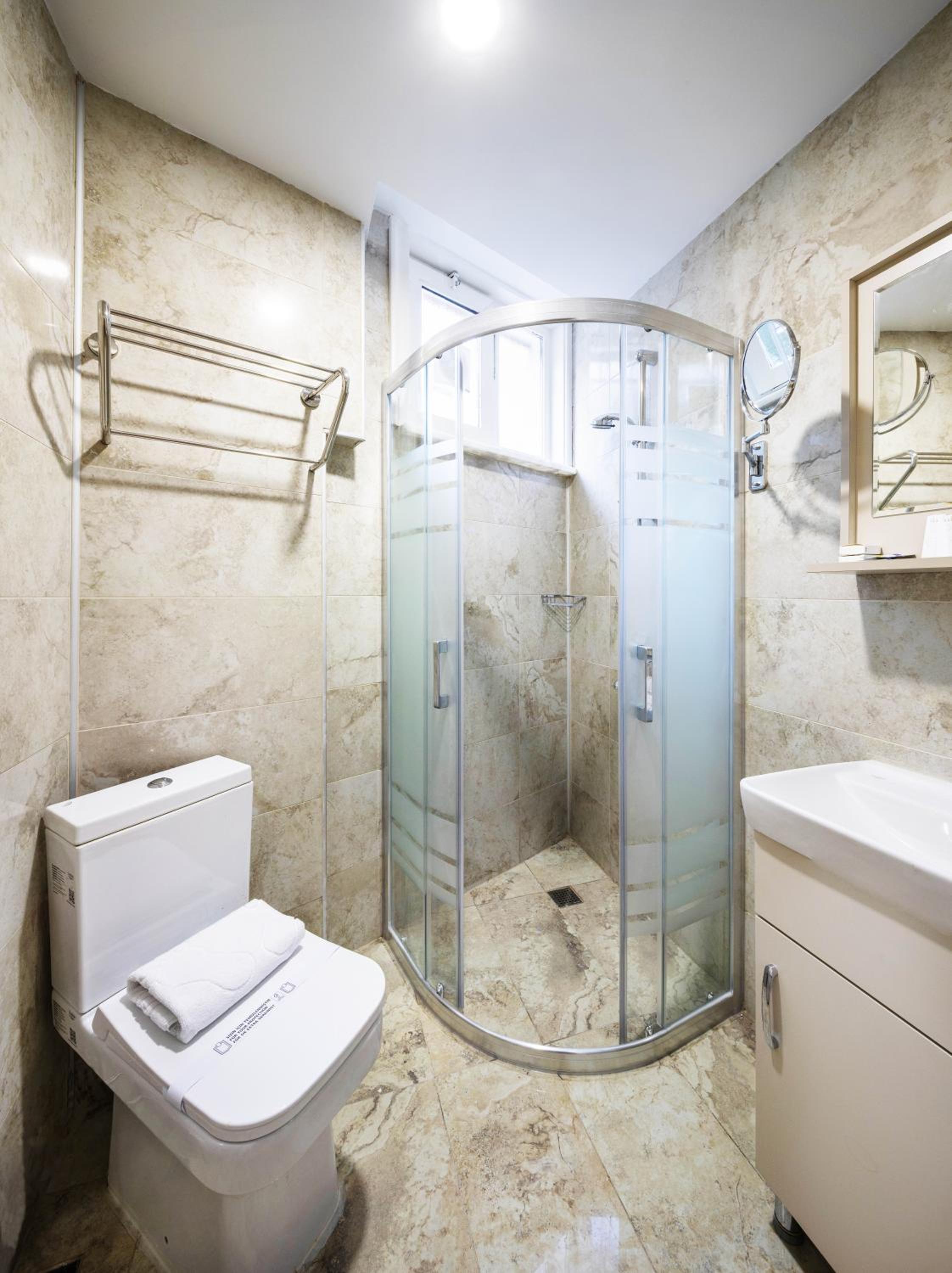 HOME QUALITY HOTEL - Image 9