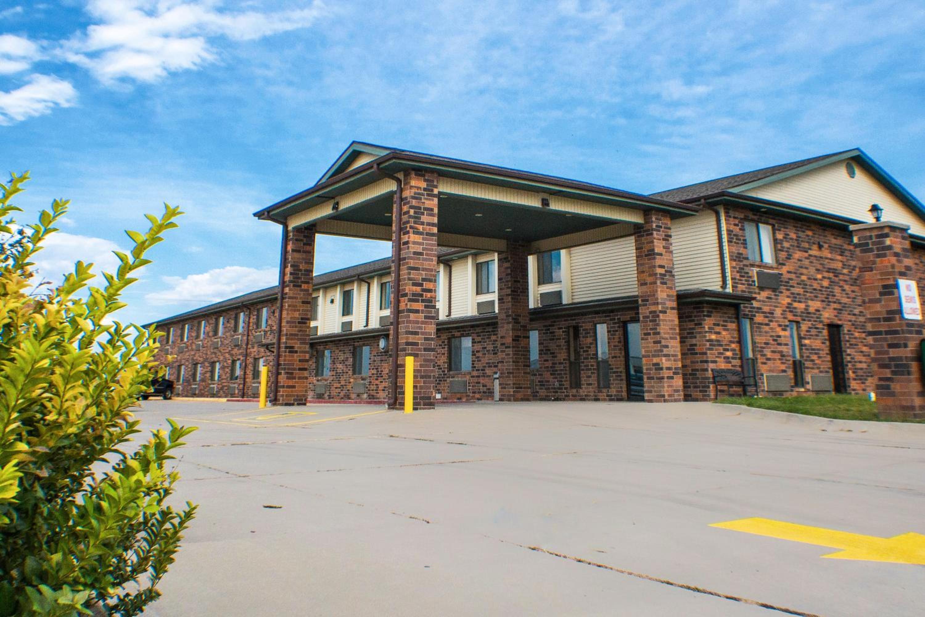 York Vacations - Victorian Inn  Suites-York - Property Image 1