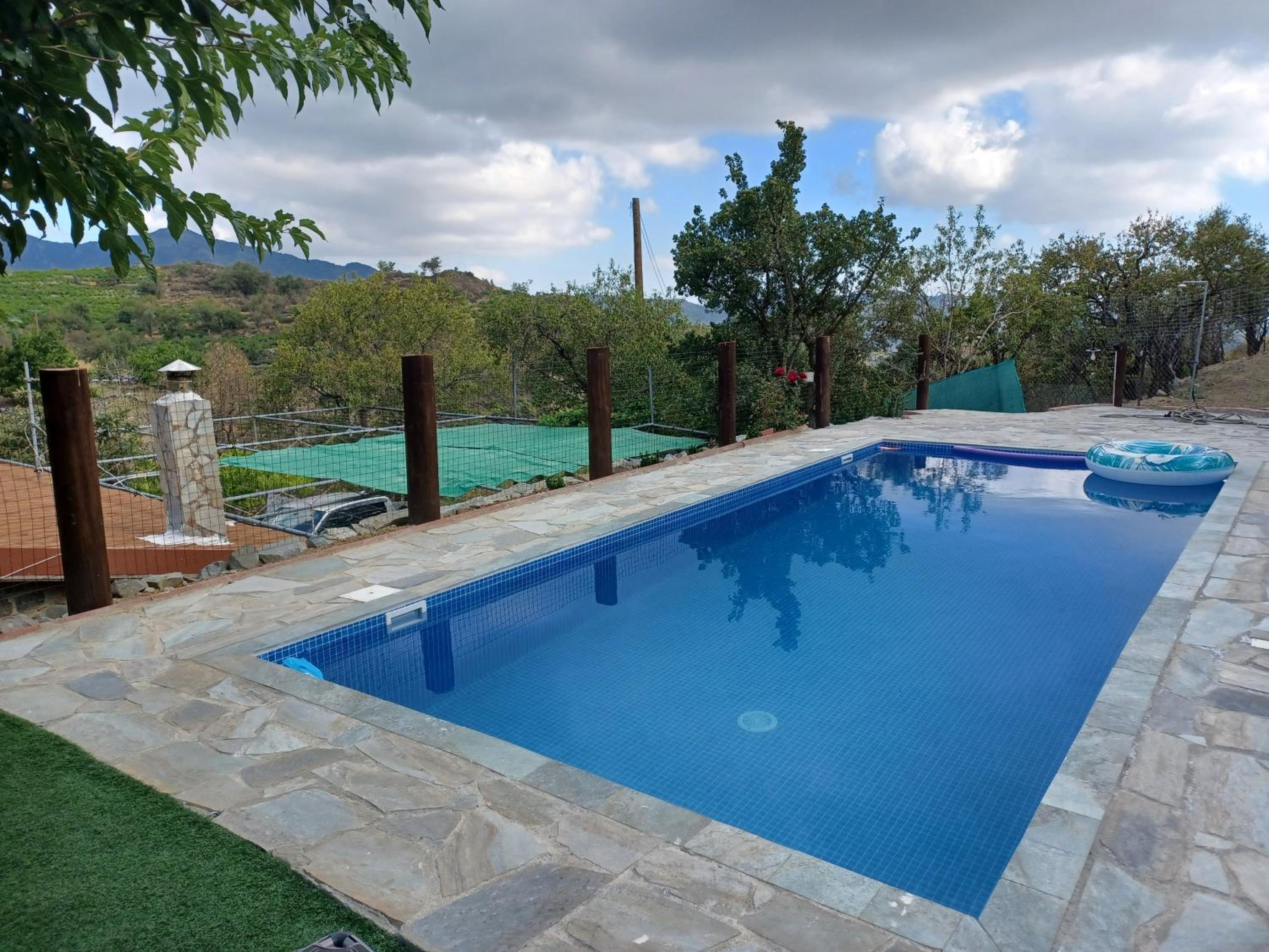 Agrompelo House
