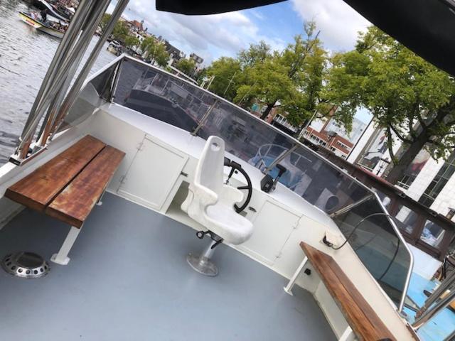 Amsterdam Boat & Breakfast