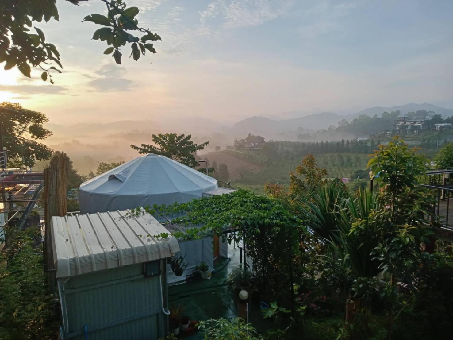 Dome Mongko Saengphen view 4
