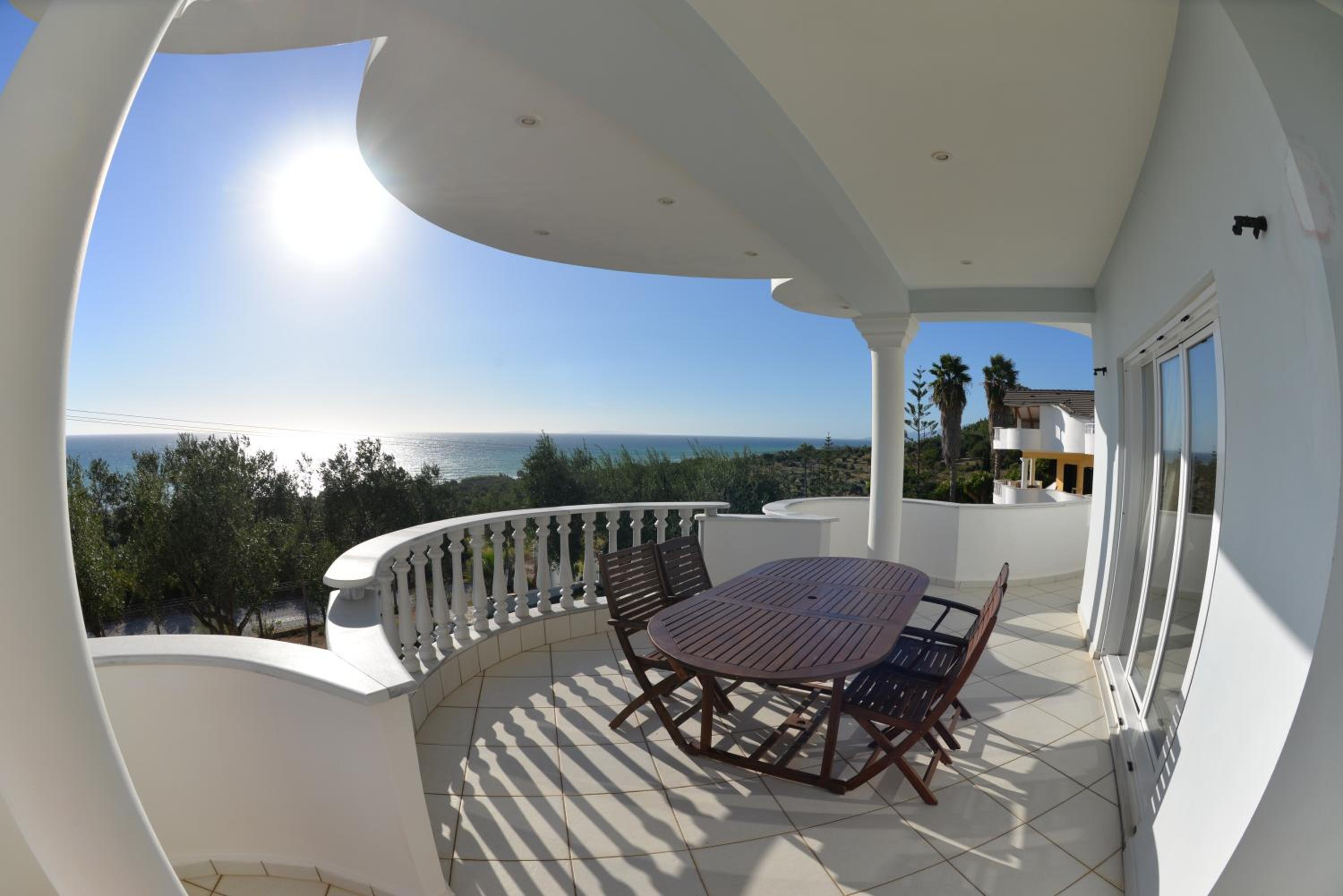 Villa Alex