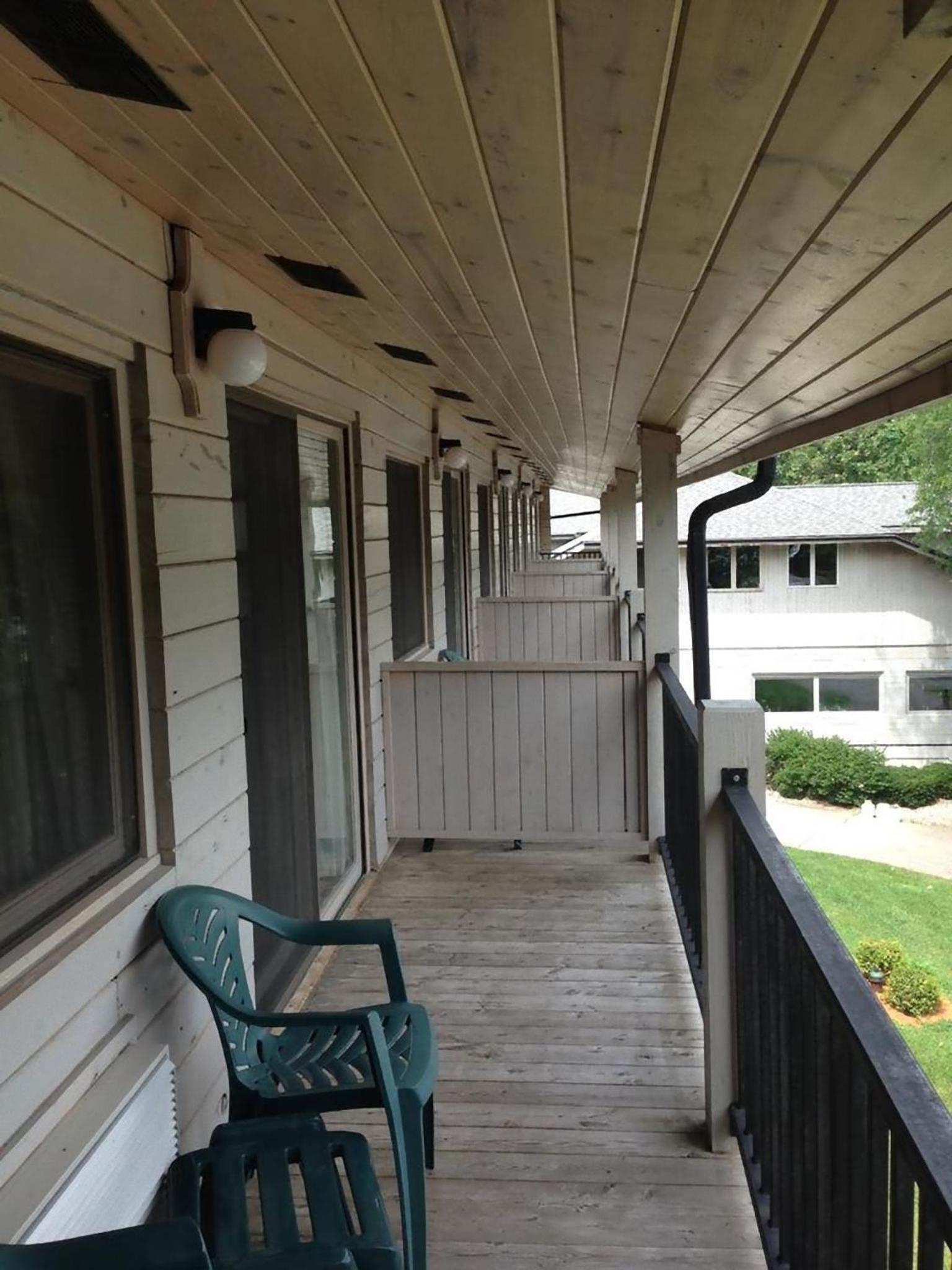Paddle Wheel Inn, Bild 14