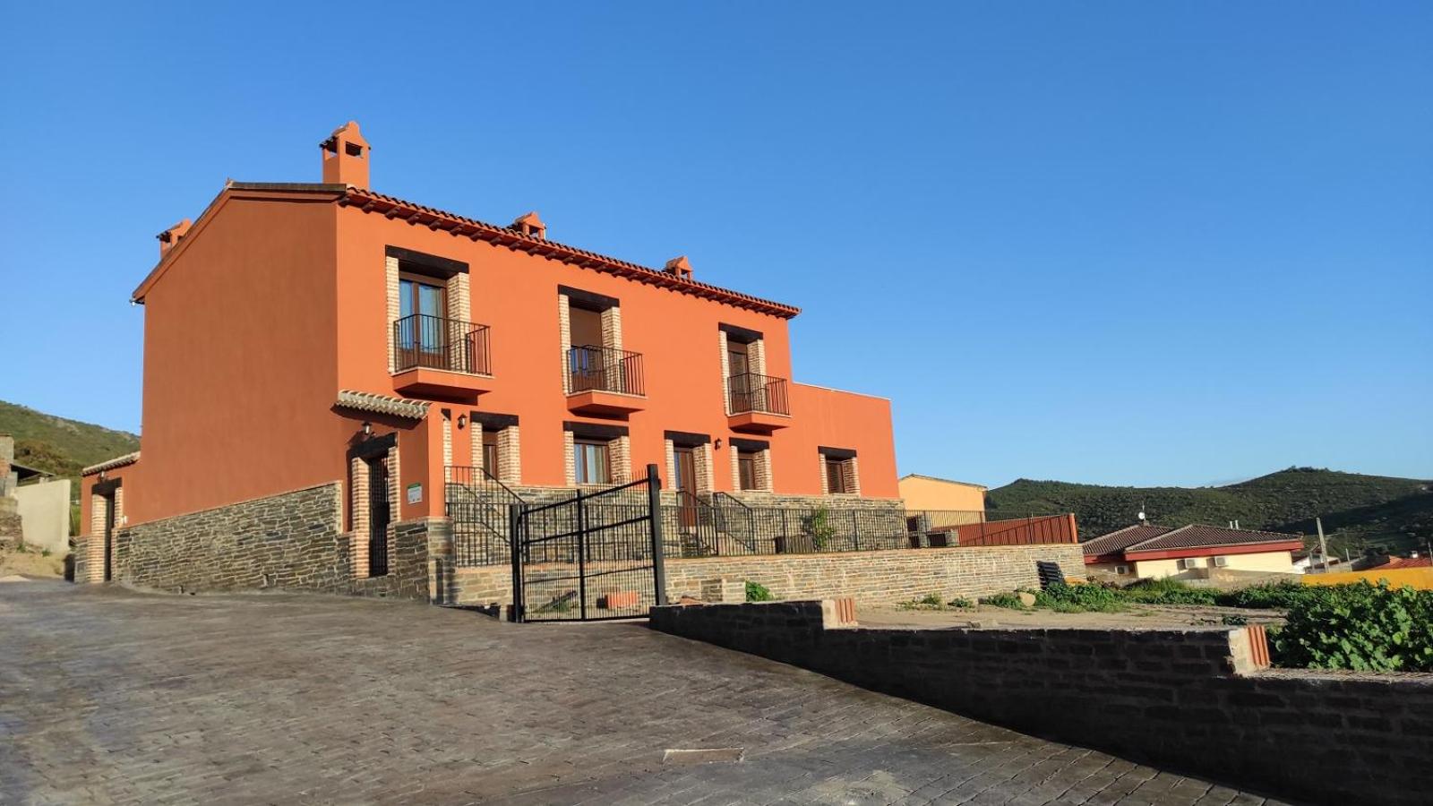 Casa rural La Colmena del Geoparque TR -CC 00489