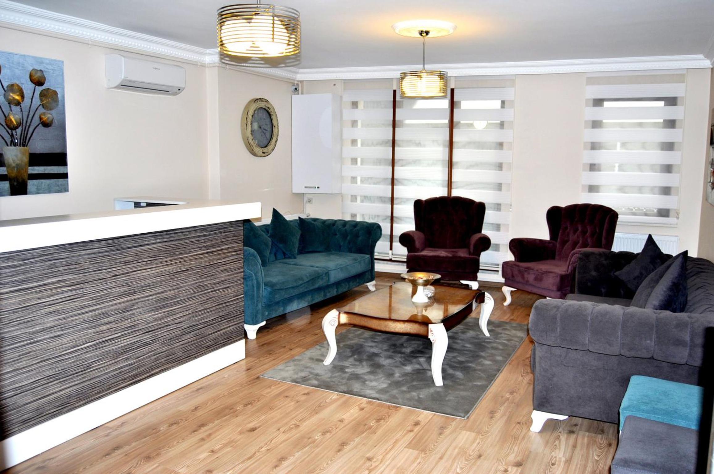 Overland Residence