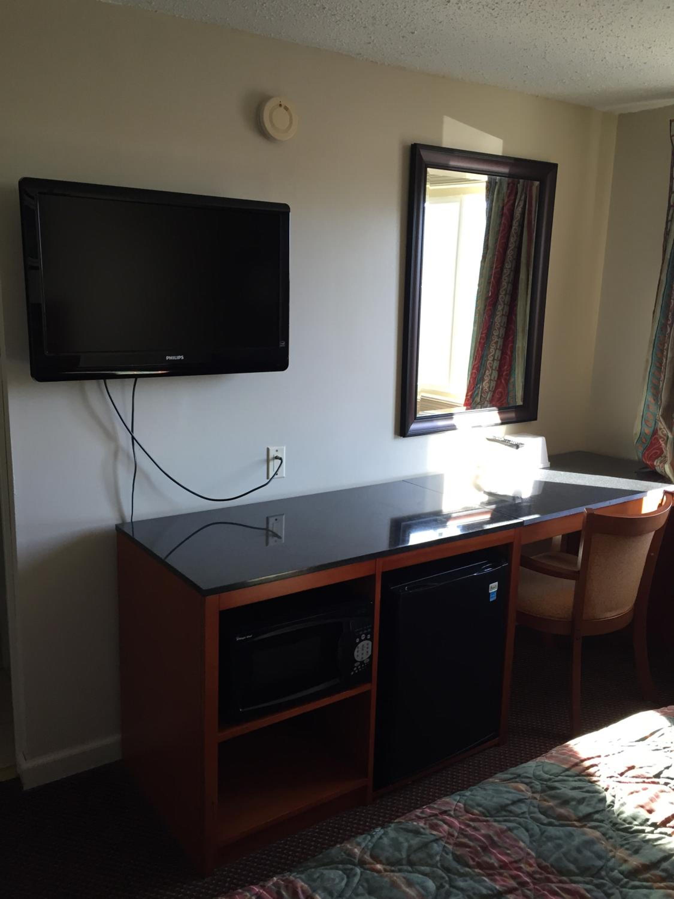 Watertown Vacations - Royal Inn Motel - Property Image 11