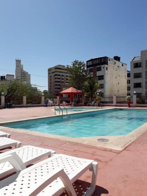 Apartamento en Rodadero a 300m de la Playa view 5
