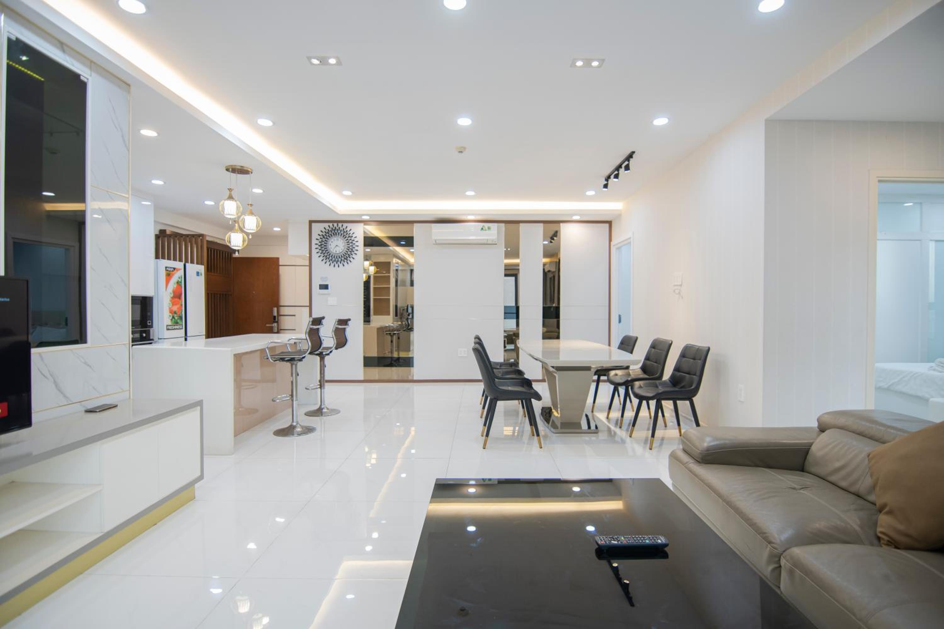 Luxury Gold Apartment 86 -Rooftop Pool Central City