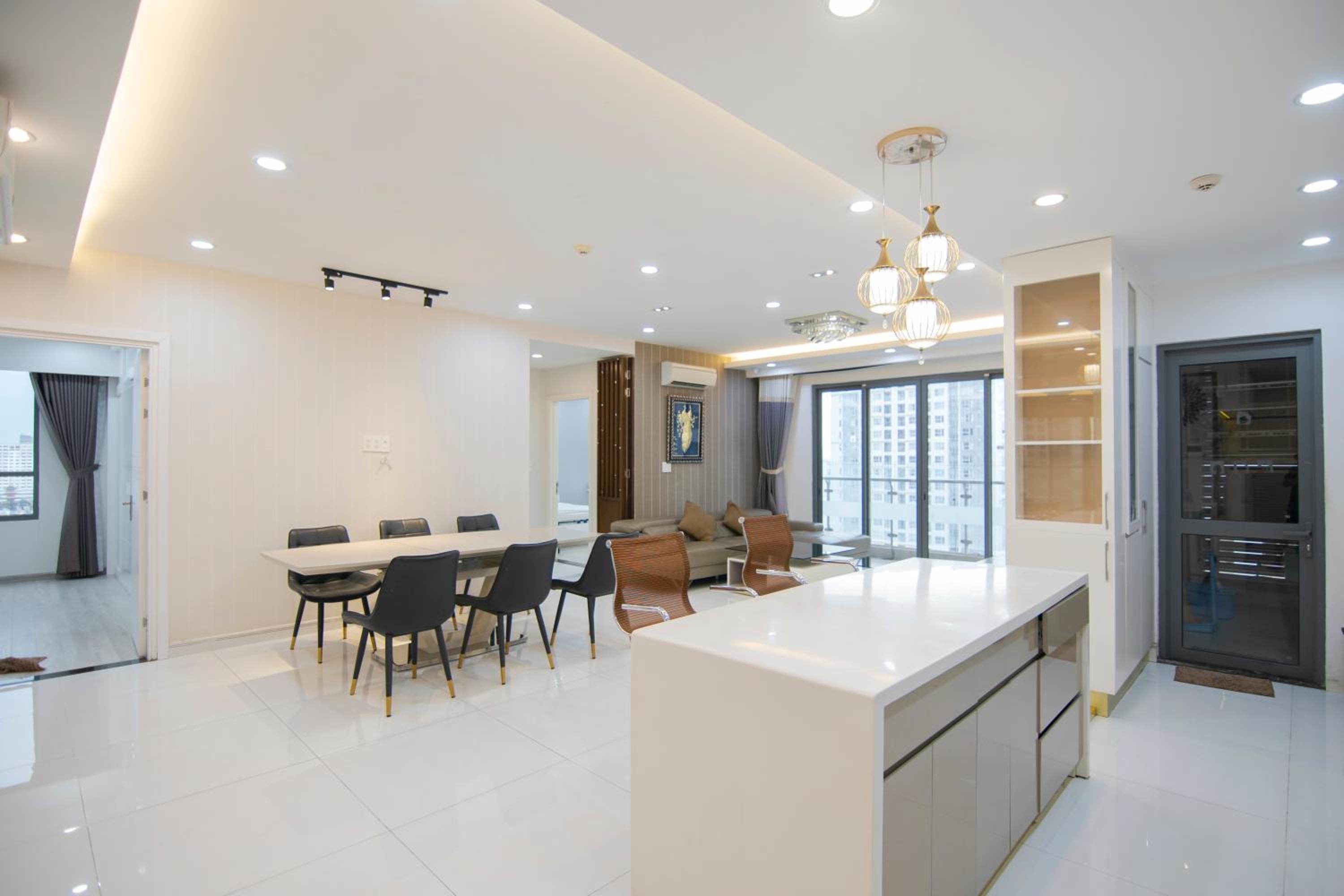 Luxury Gold Apartment 86 -Rooftop Pool Central City