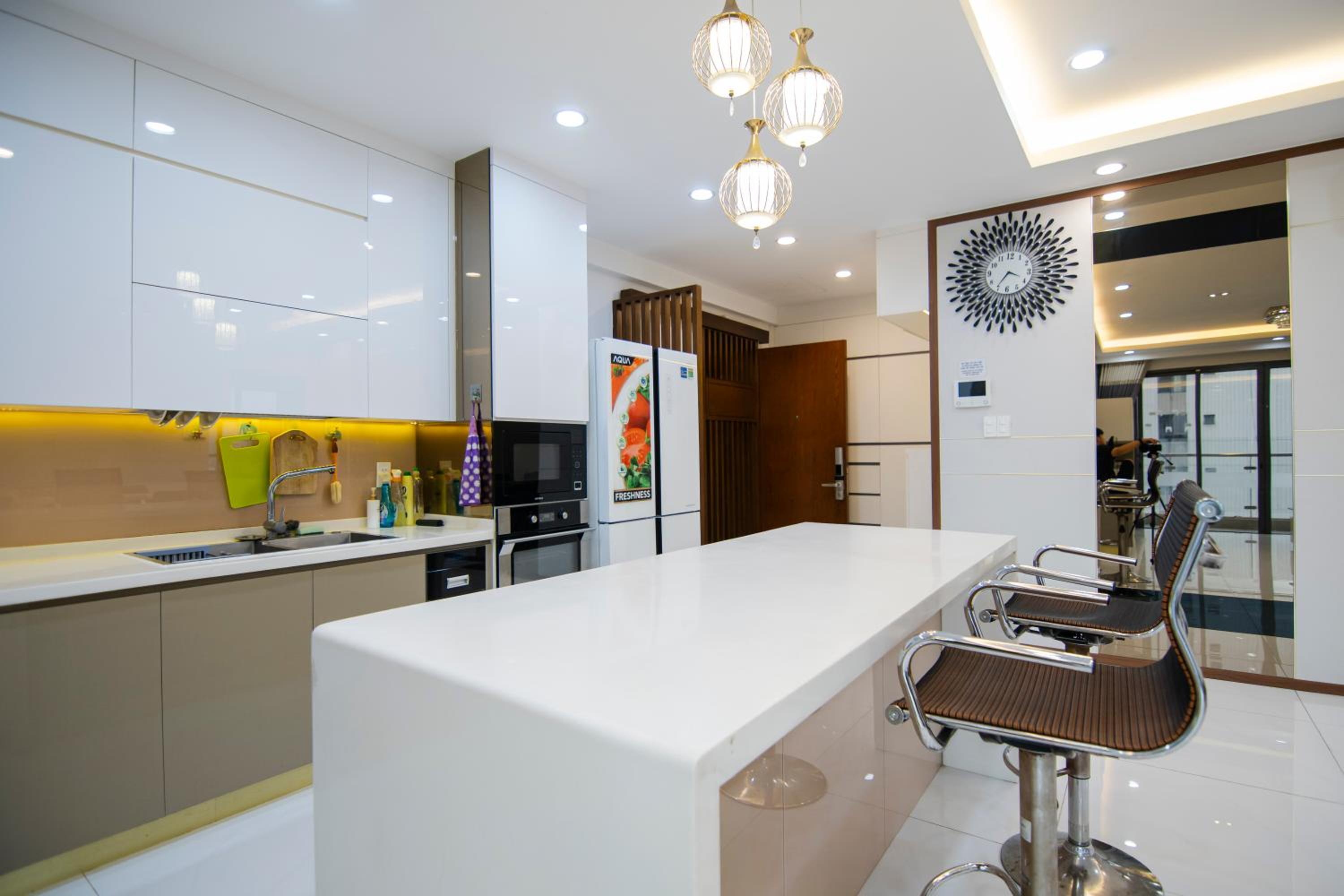 Luxury Gold Apartment 86 -Rooftop Pool Central City