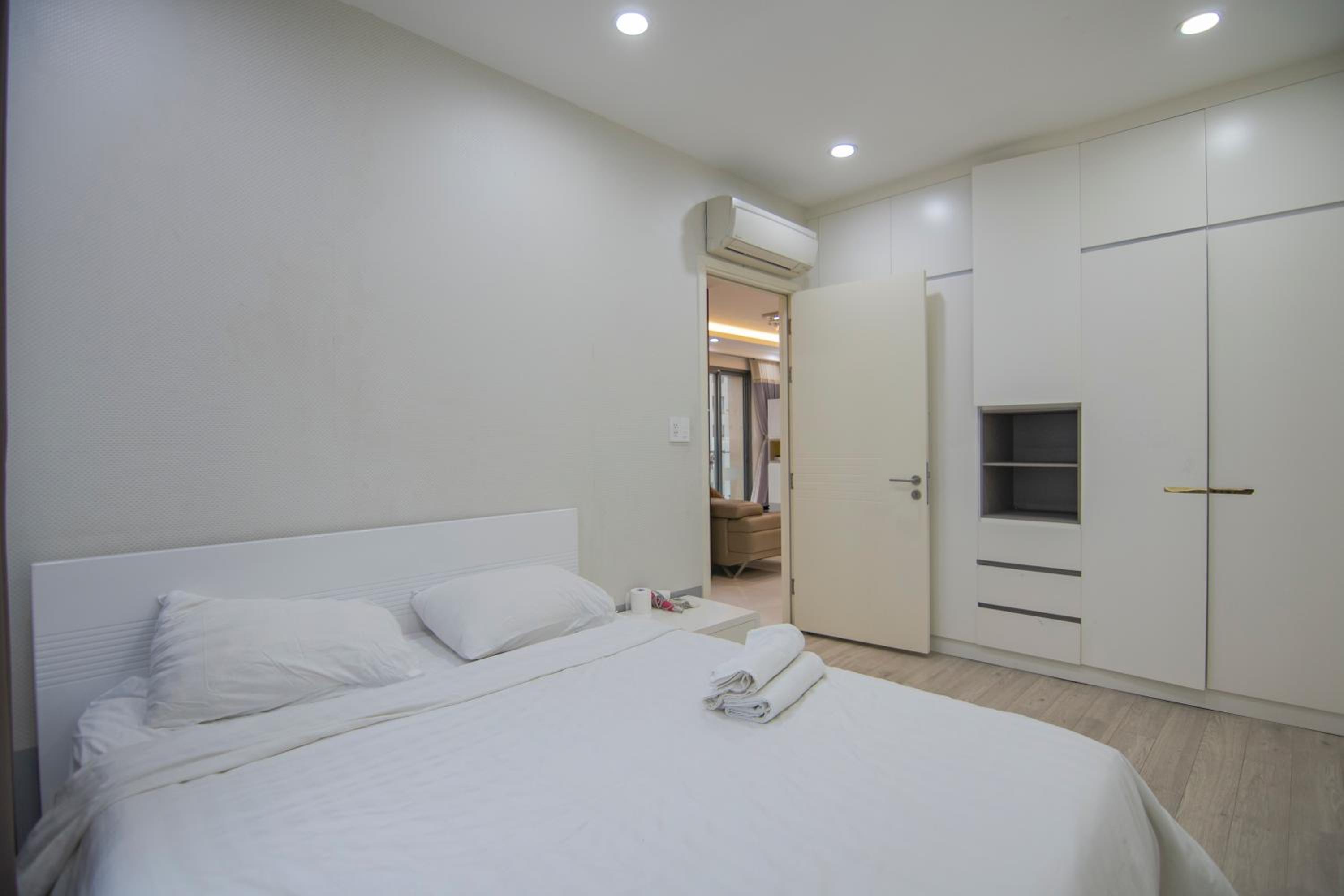Luxury Gold Apartment 86 -Rooftop Pool Central City