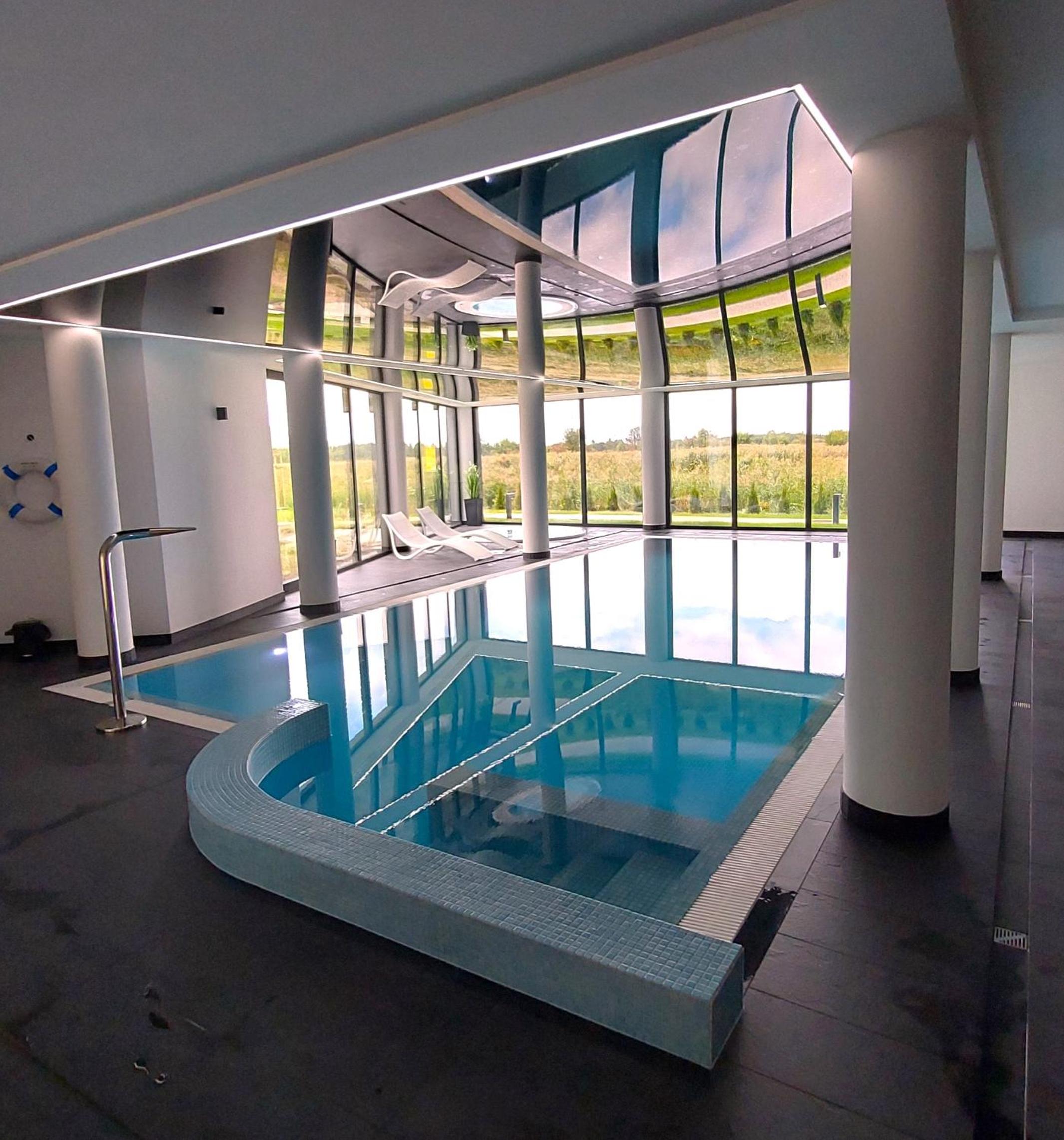 WESTIN HOUSE RESORT Apartament 215