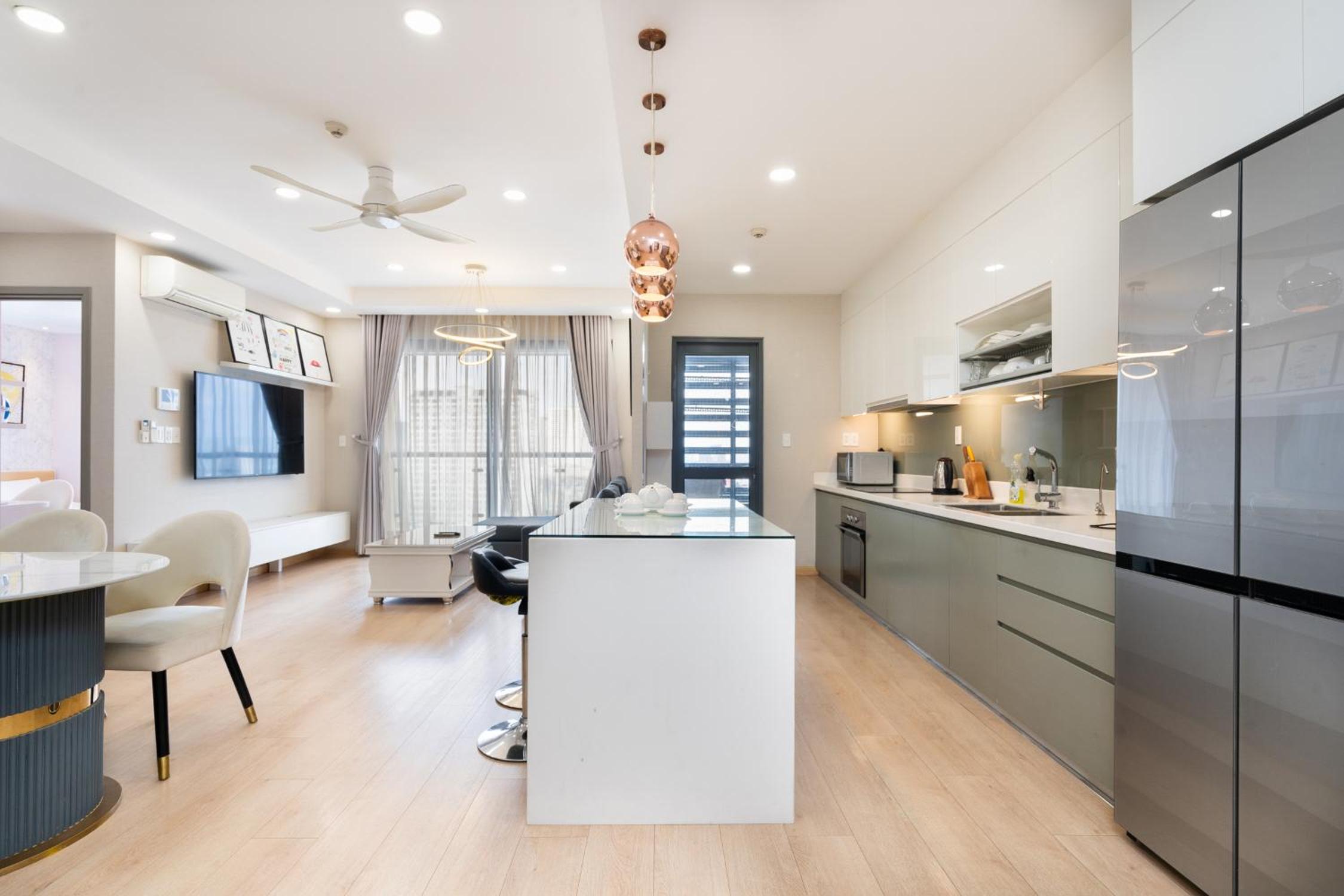 Luxury Gold Apartment 86 -Rooftop Pool Central City