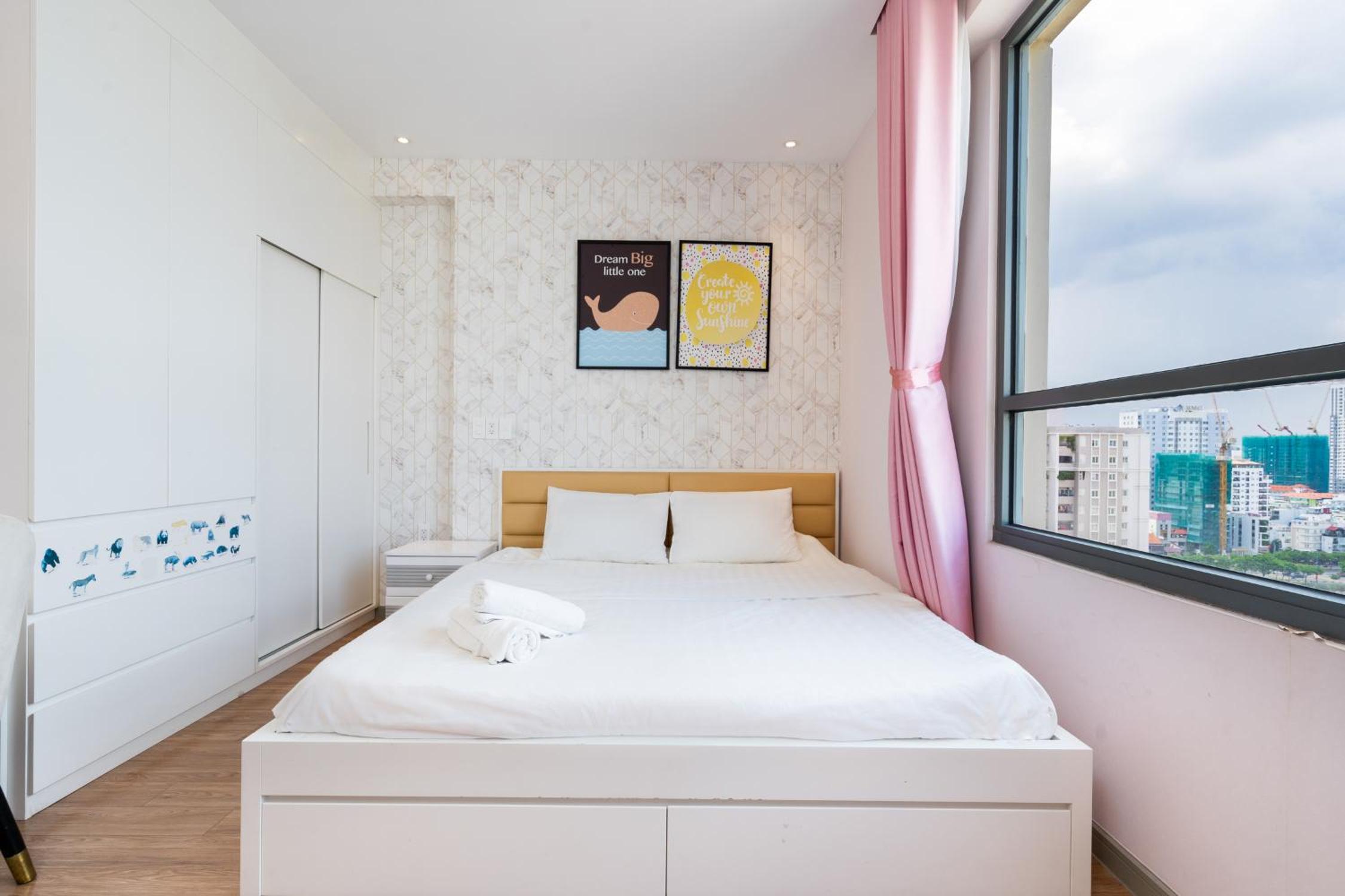 Luxury Gold Apartment 86 -Rooftop Pool Central City
