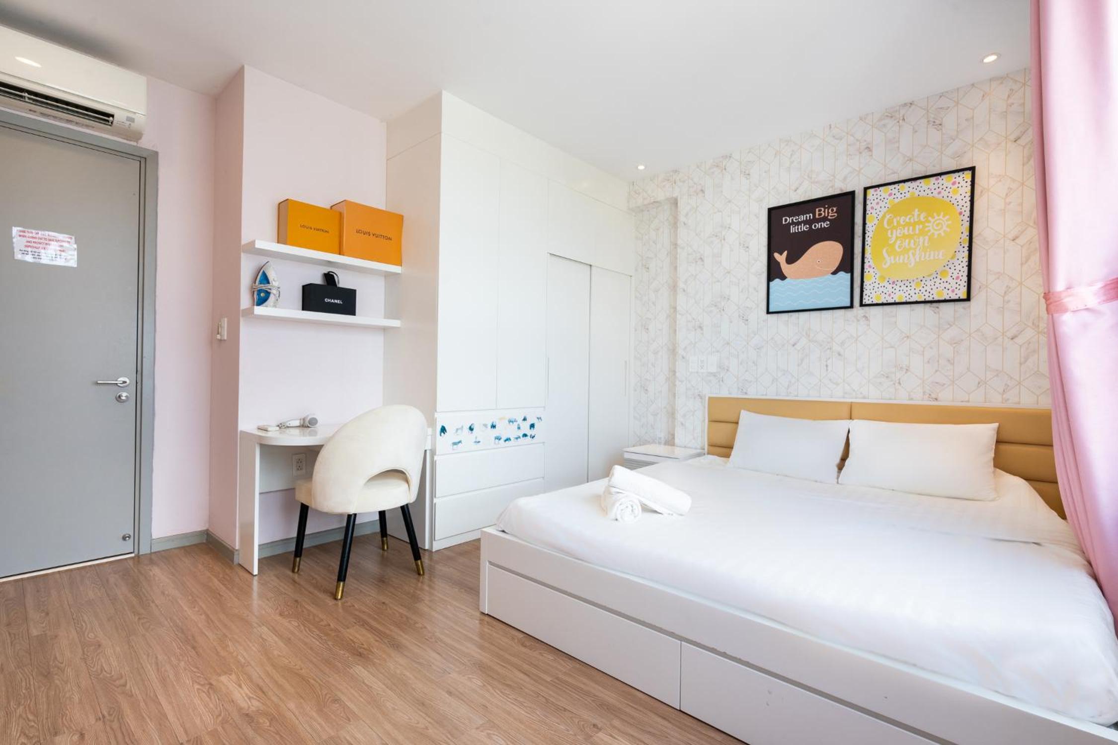 Luxury Gold Apartment 86 -Rooftop Pool Central City