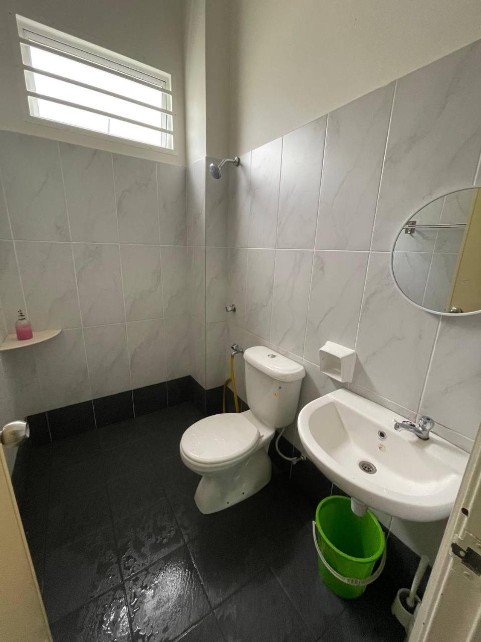 BUNGALOW homestay JASIN PERDANA photo 7