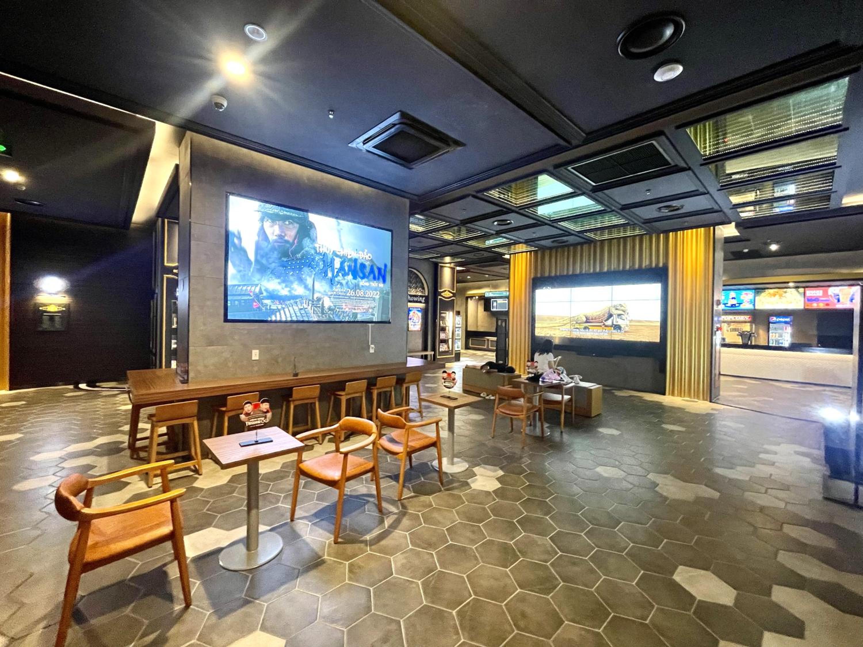 Luxury Gold Apartment 86 -Rooftop Pool Central City