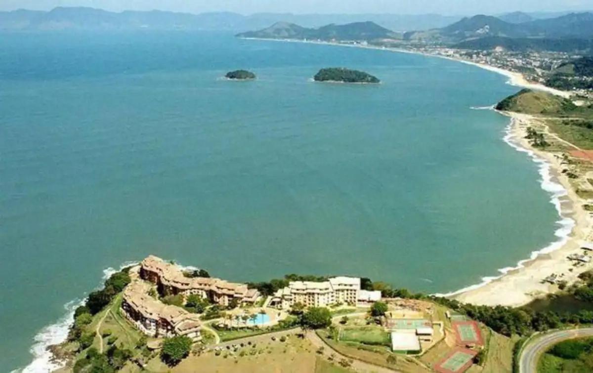 Sobrado 4 dorm Cond. Fechado Praia da Mococa Caraguatatuba