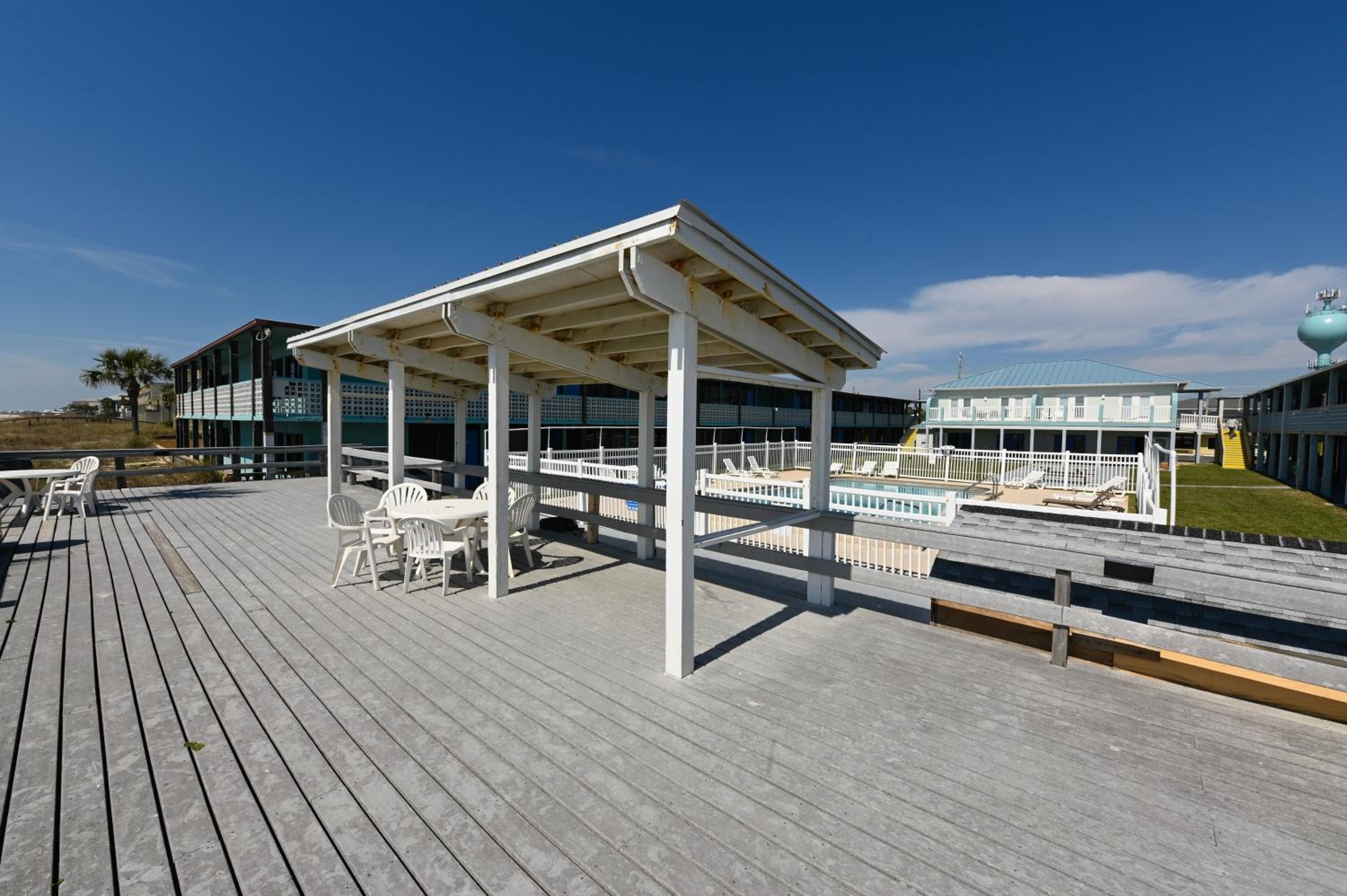 Buccaneer Inn