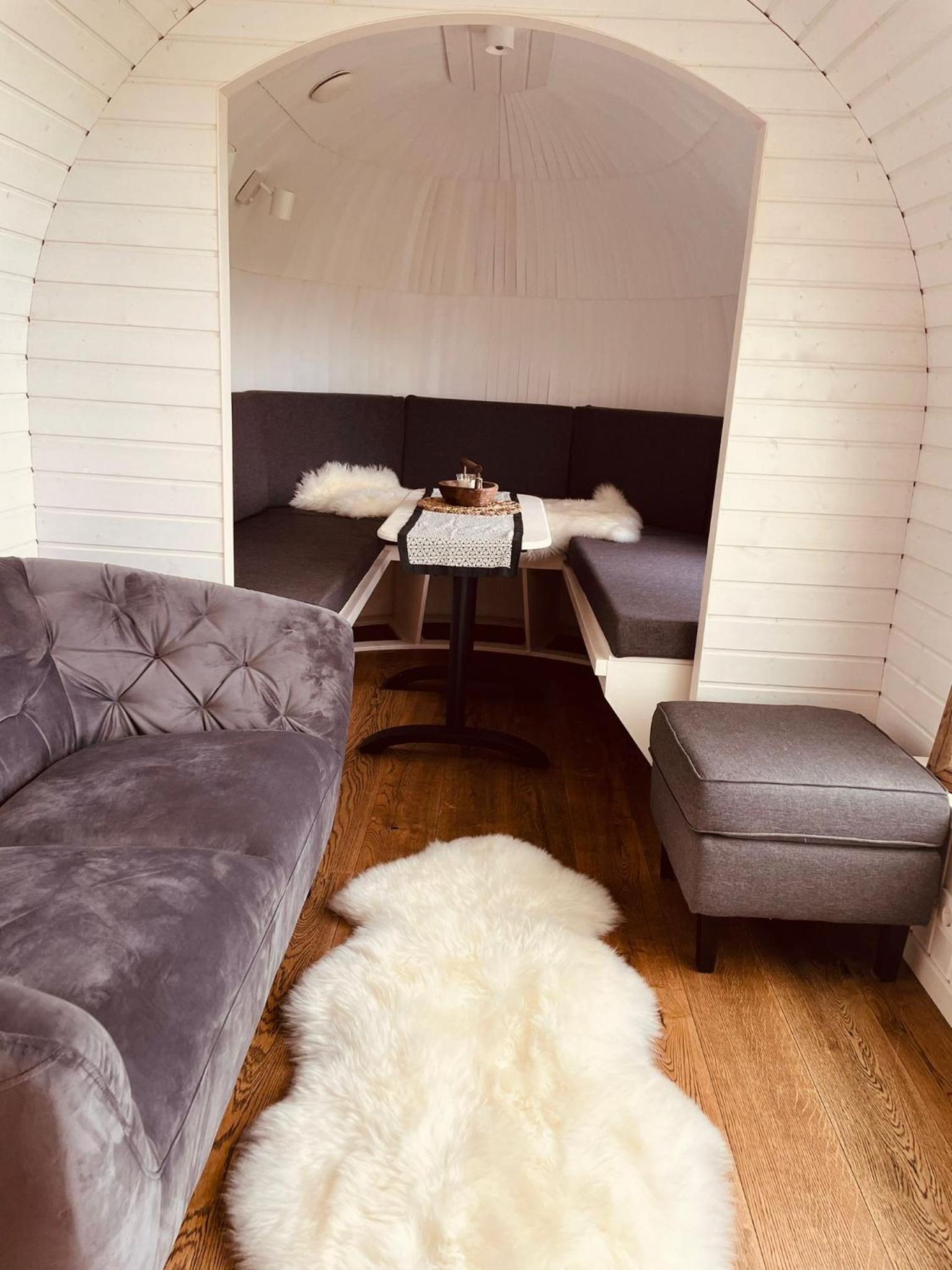 Tirolian Lodge East