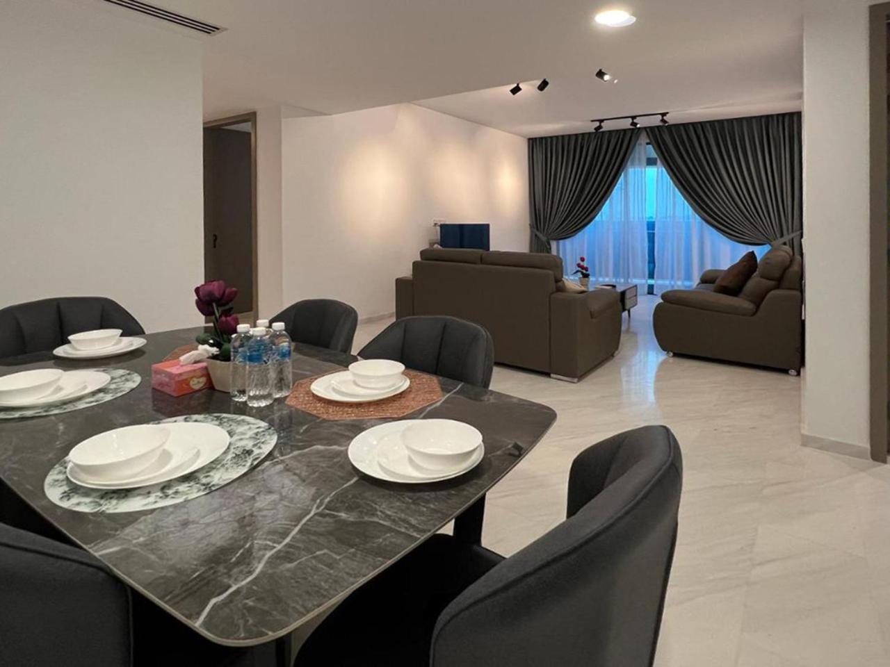 Eaton Residences KLCC by BHS