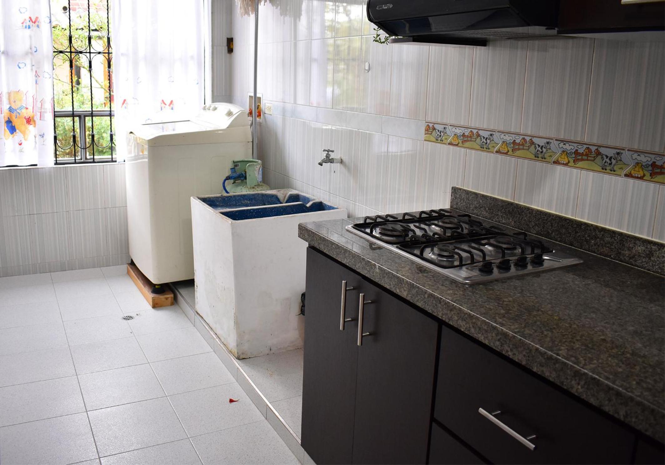 Photo 28