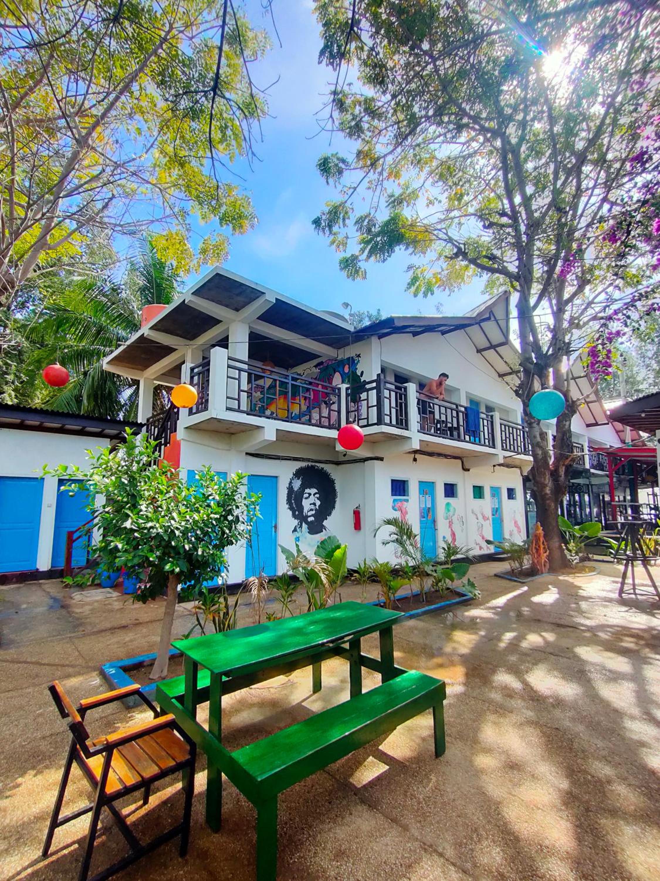 Gili Beach Bum Hostel
