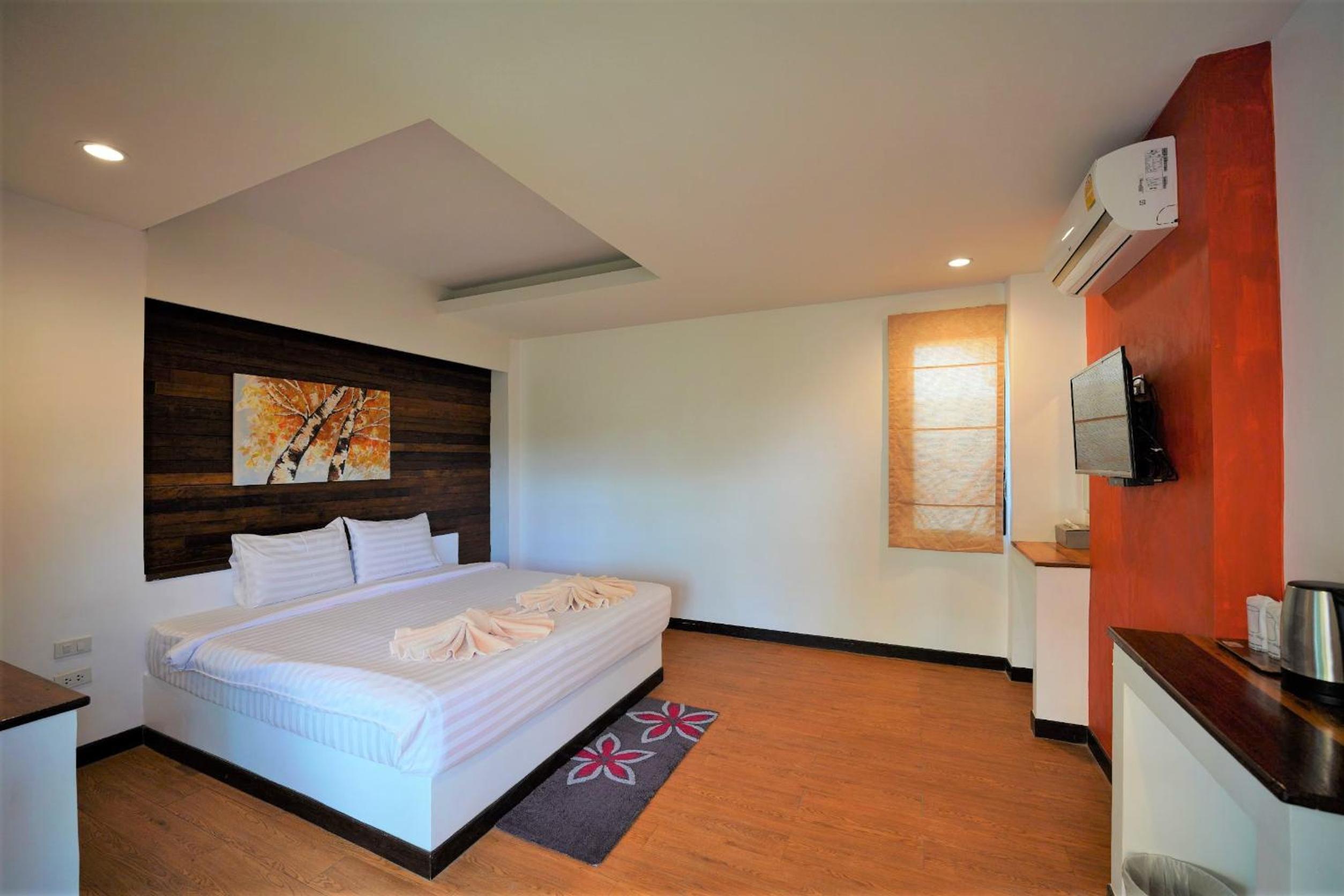 IP Plus Resort Chanthaburia - Halal Hotel