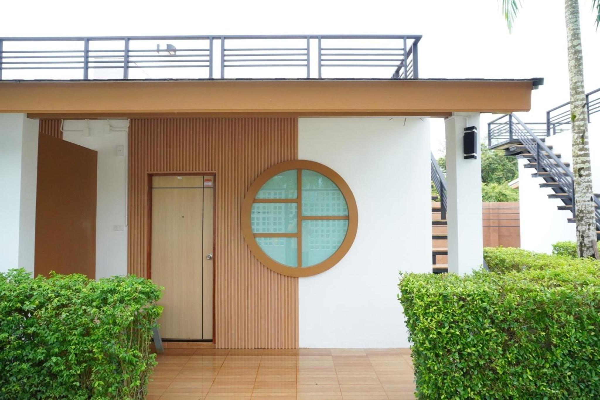 IP Plus Resort Chanthaburia - Halal Hotel