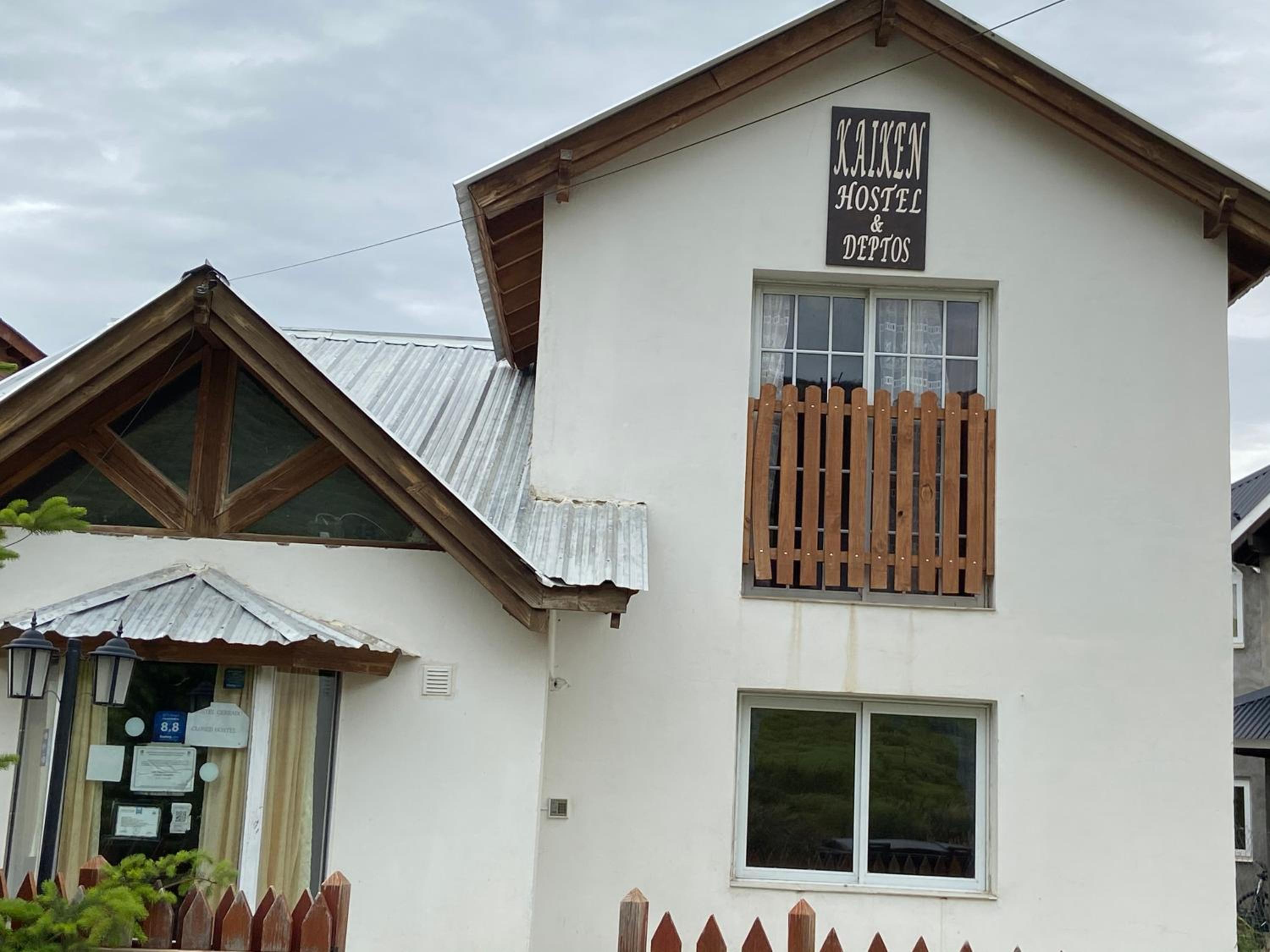Kaiken - Hostel & Departamentos