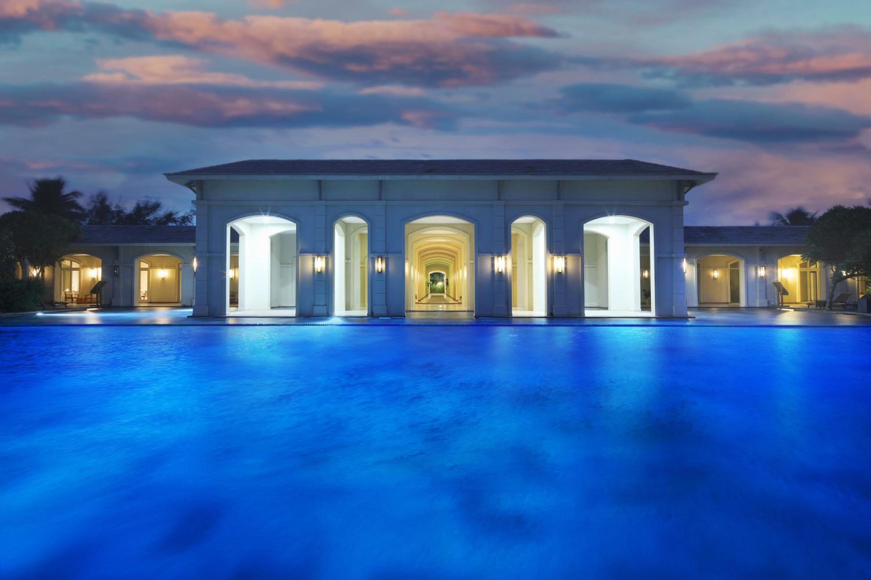 FLC Luxury Resort Samson