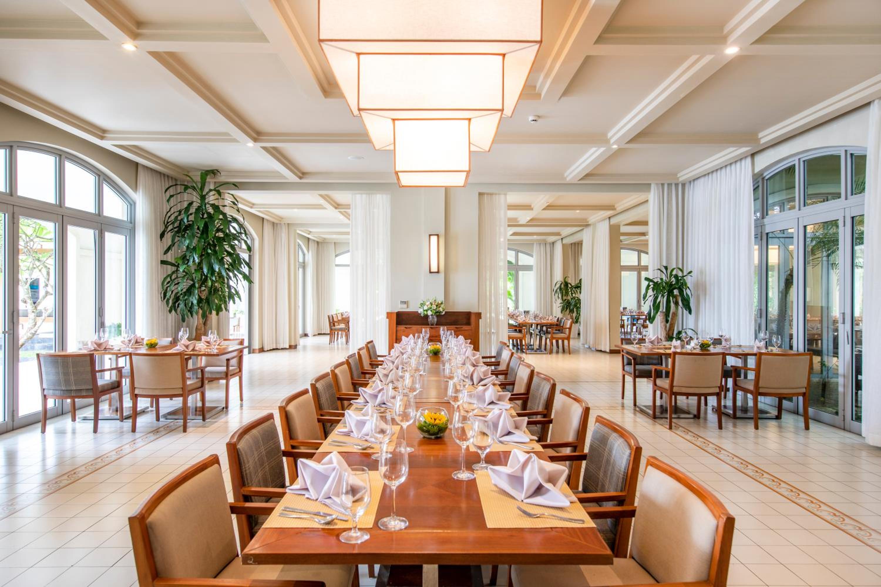 FLC Luxury Resort Samson