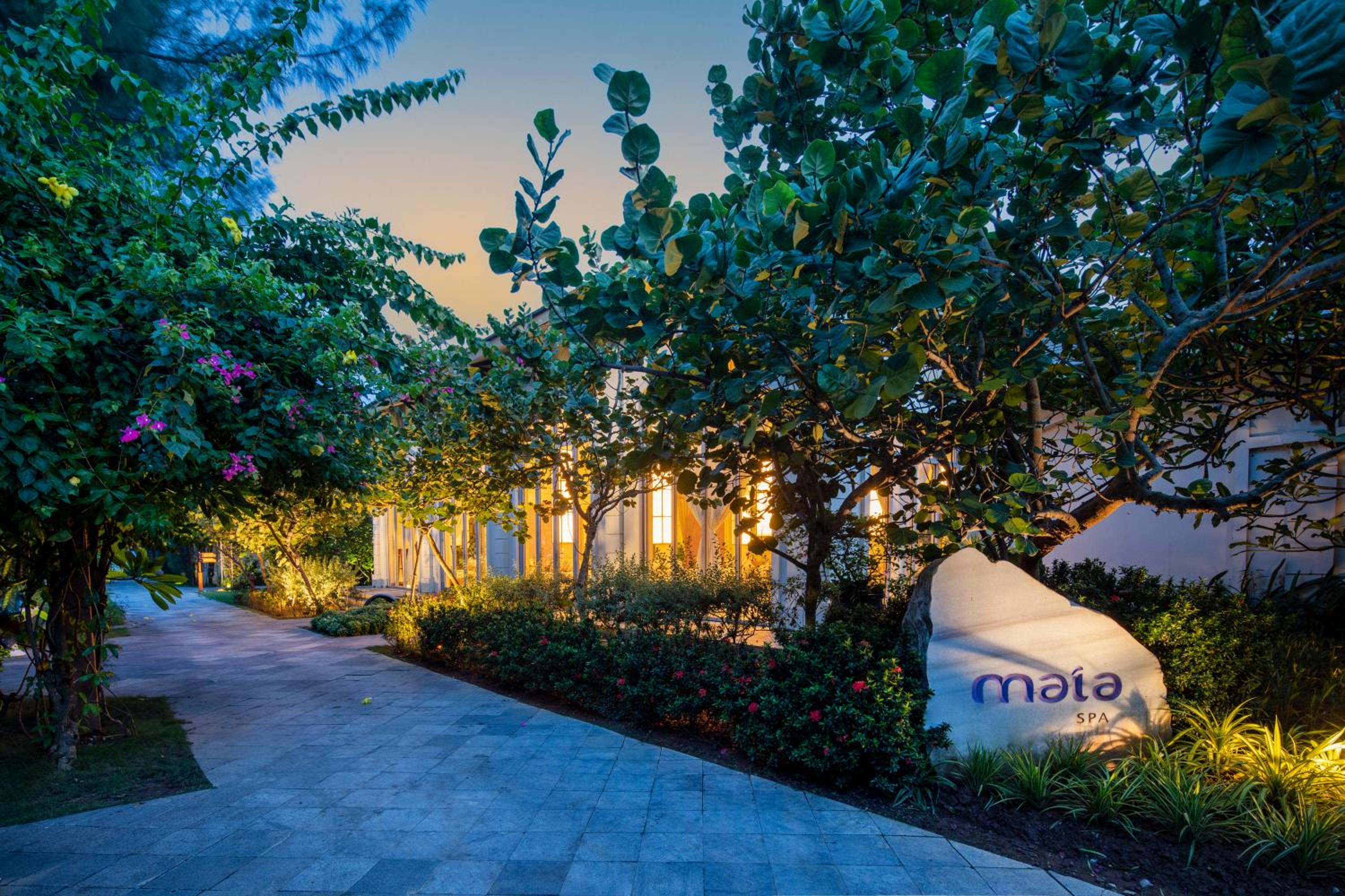 FLC Luxury Resort Samson